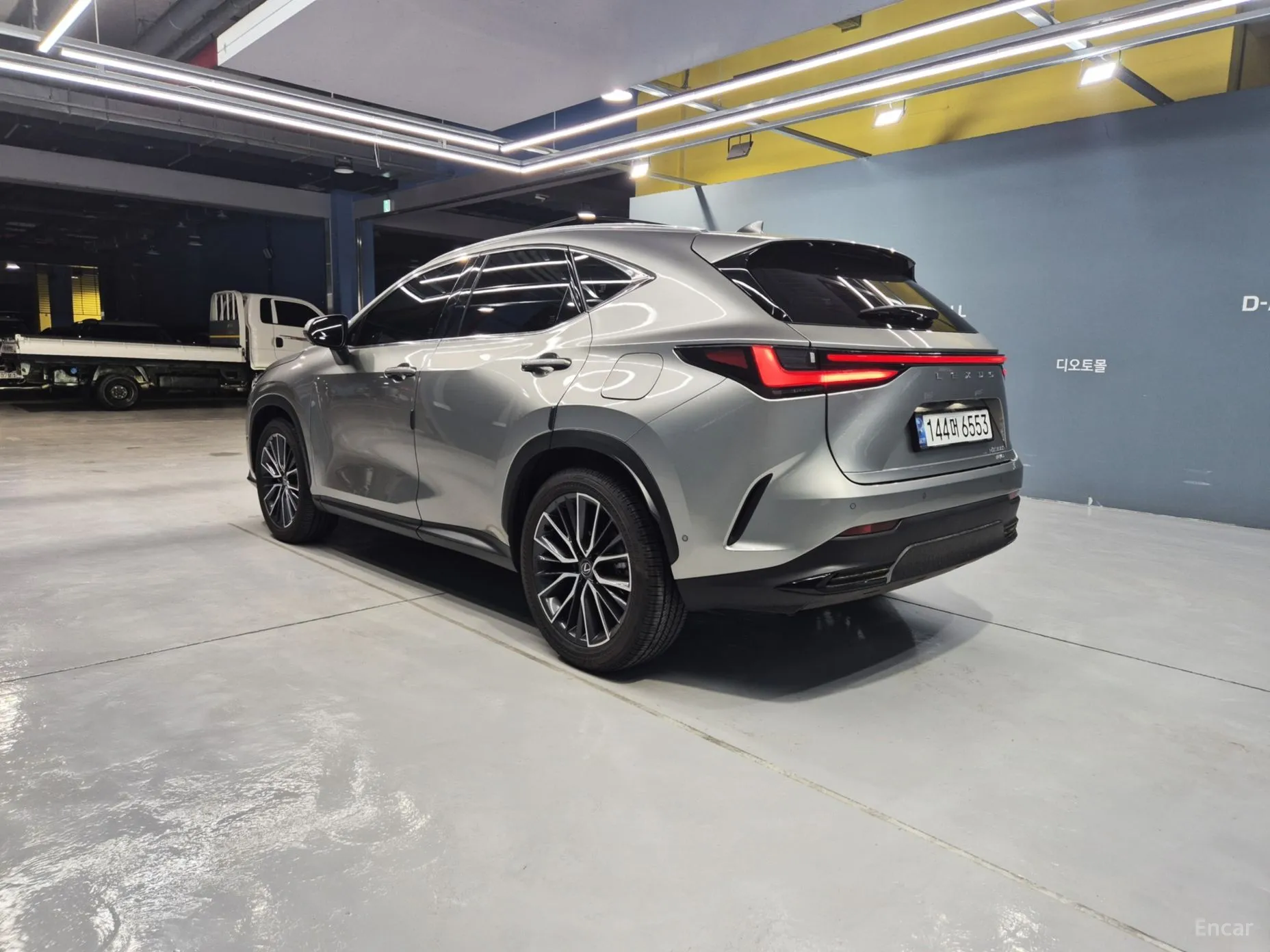 Lexus NX350h Gen 2 превью 7