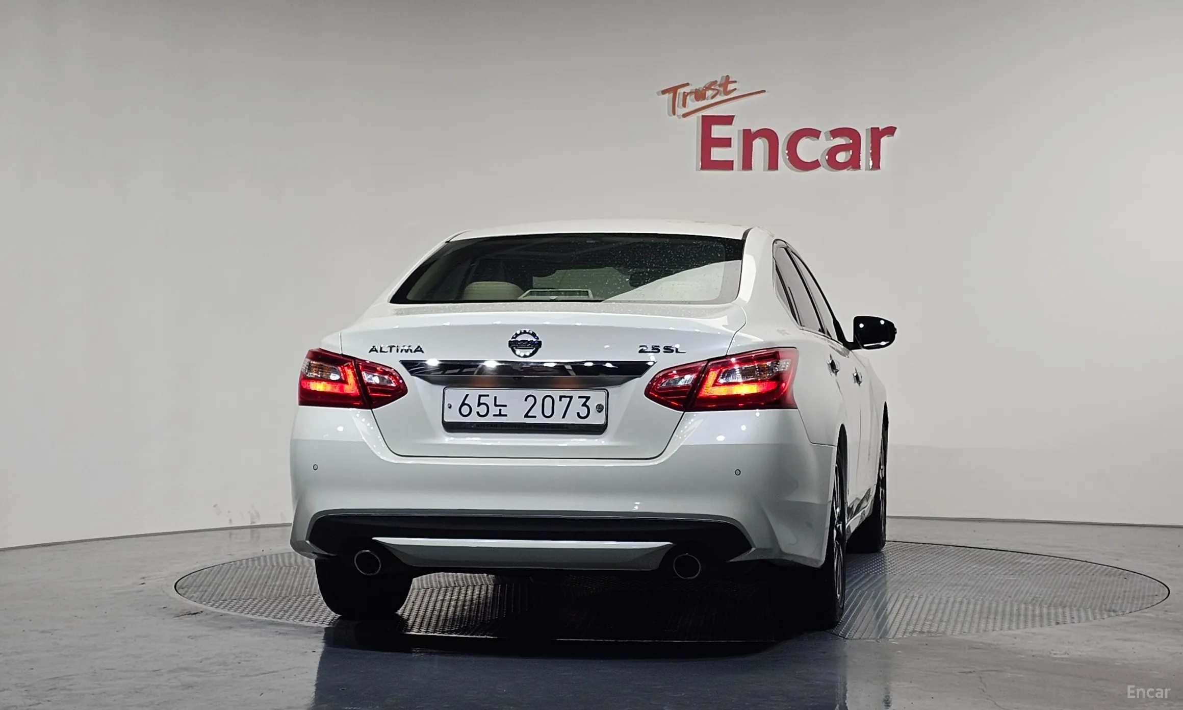 Nissan Altima превью 4