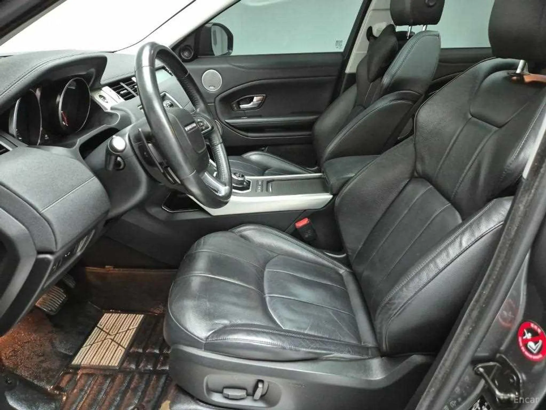 Land Rover Range Rover Evoque превью 11