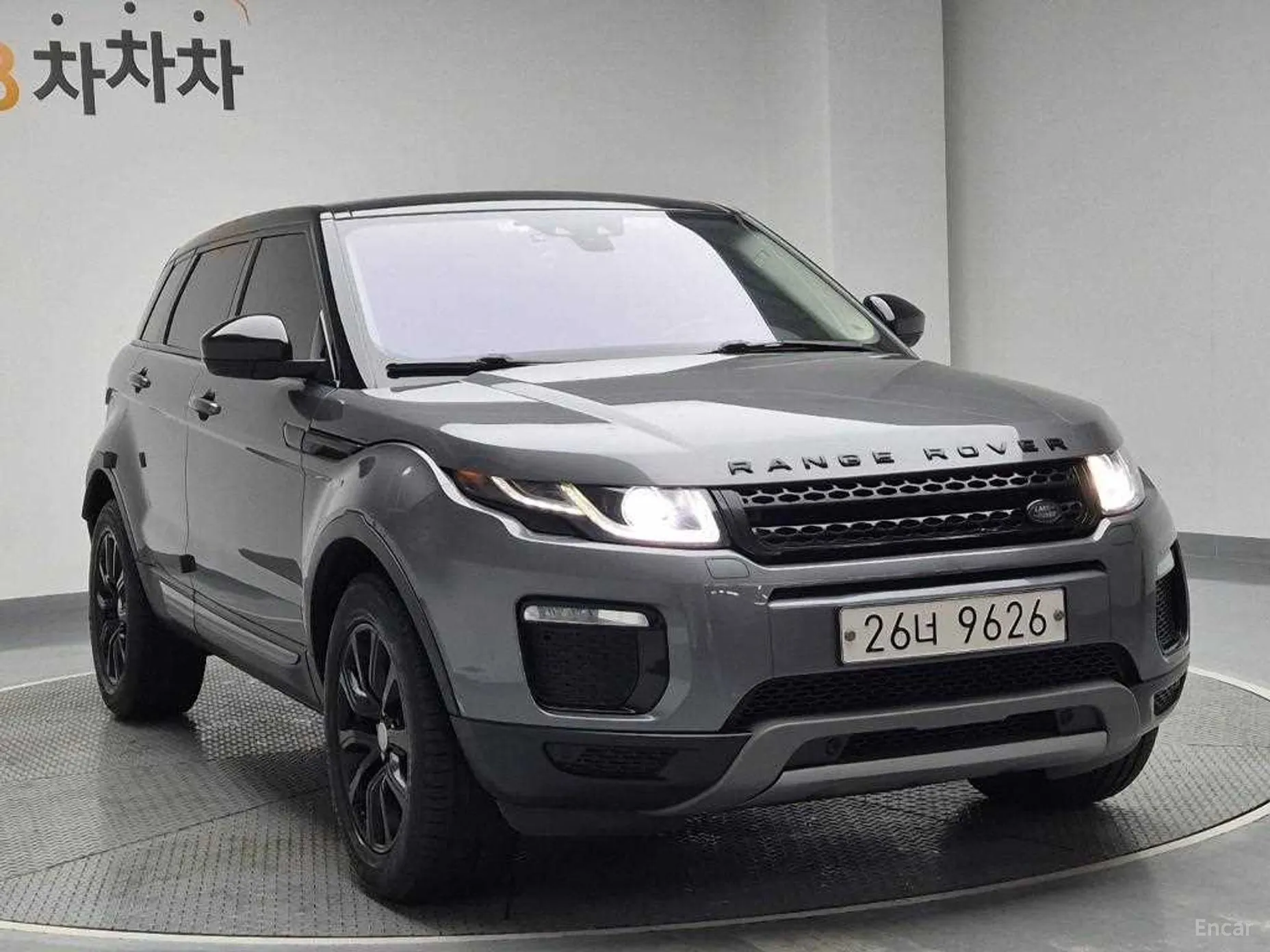 Land Rover Range Rover Evoque превью 4