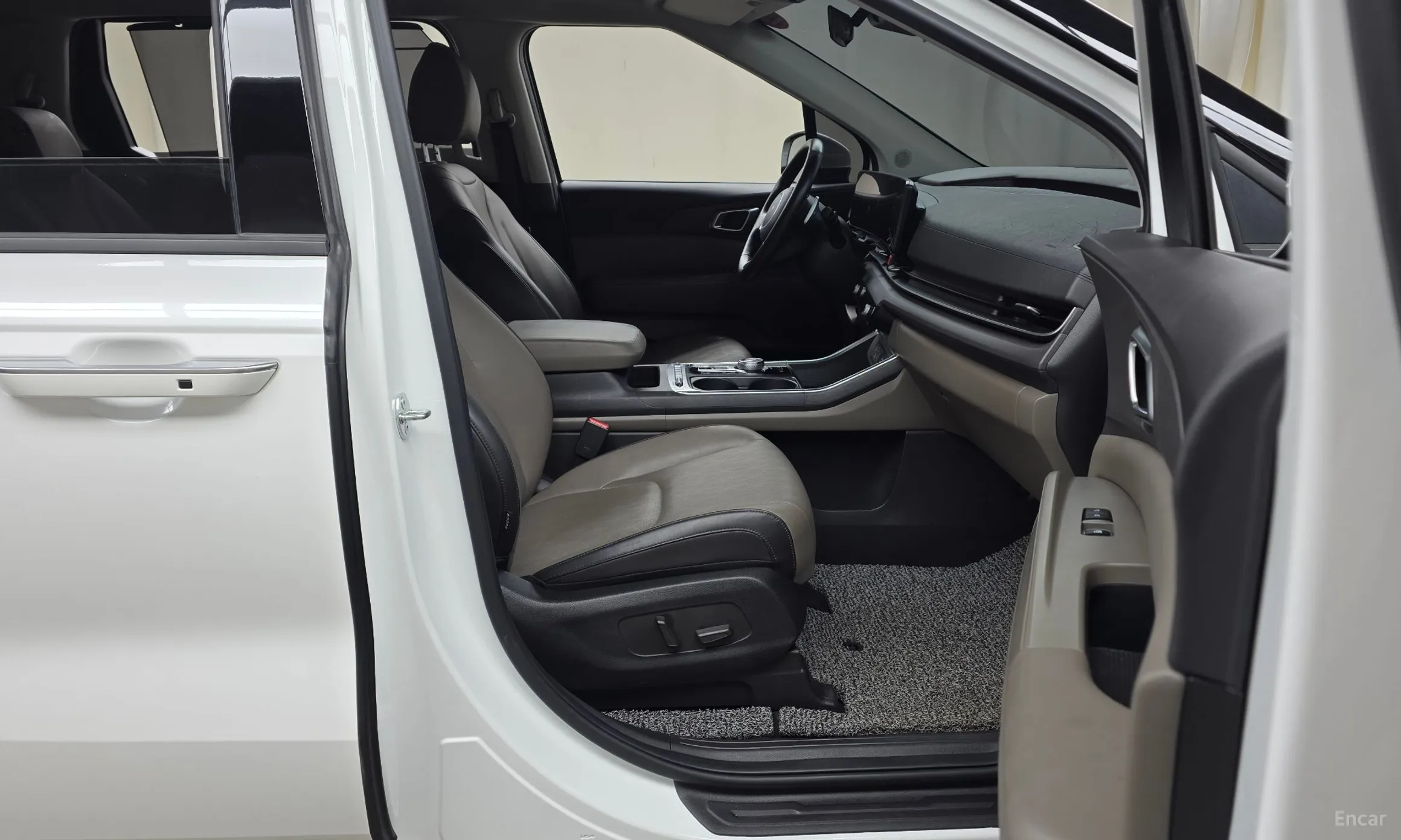 Kia Carnival 4th Generation превью 11