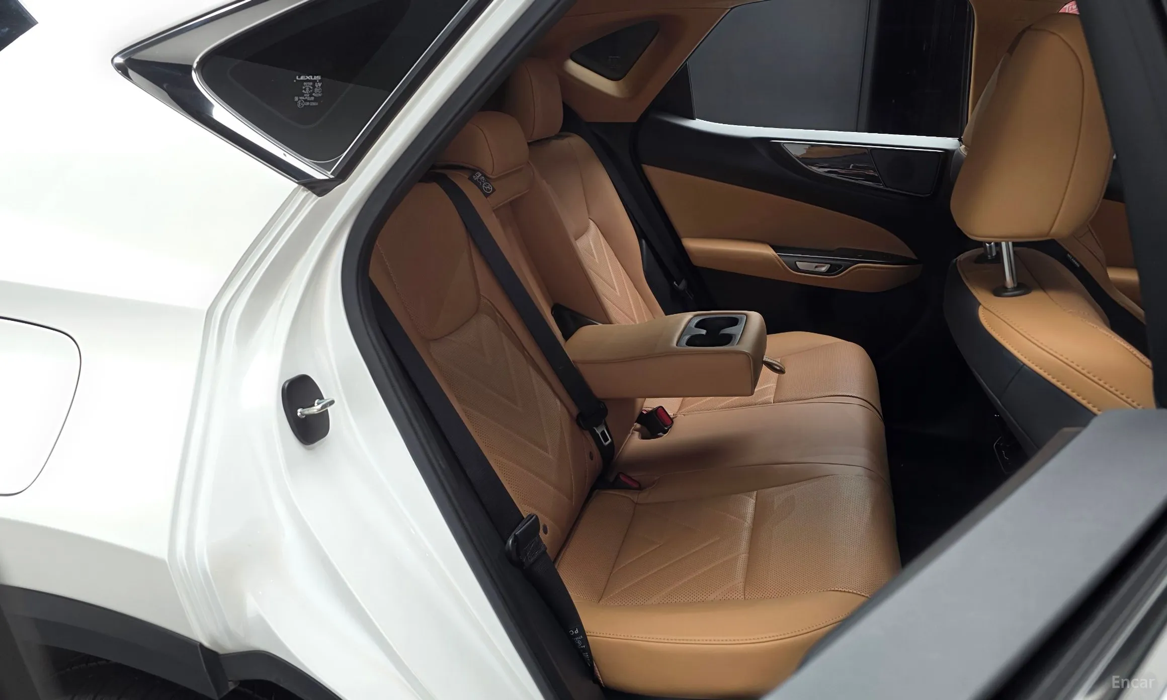 Lexus NX450h + 2nd Gen превью 12