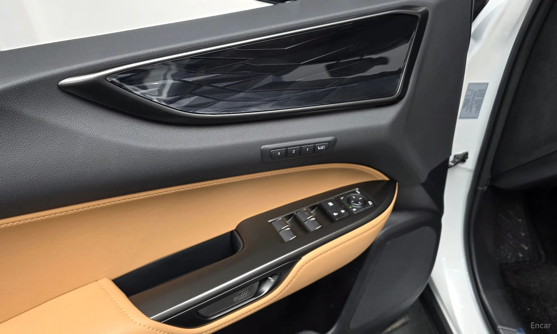 Lexus NX450h + 2nd Gen превью 19