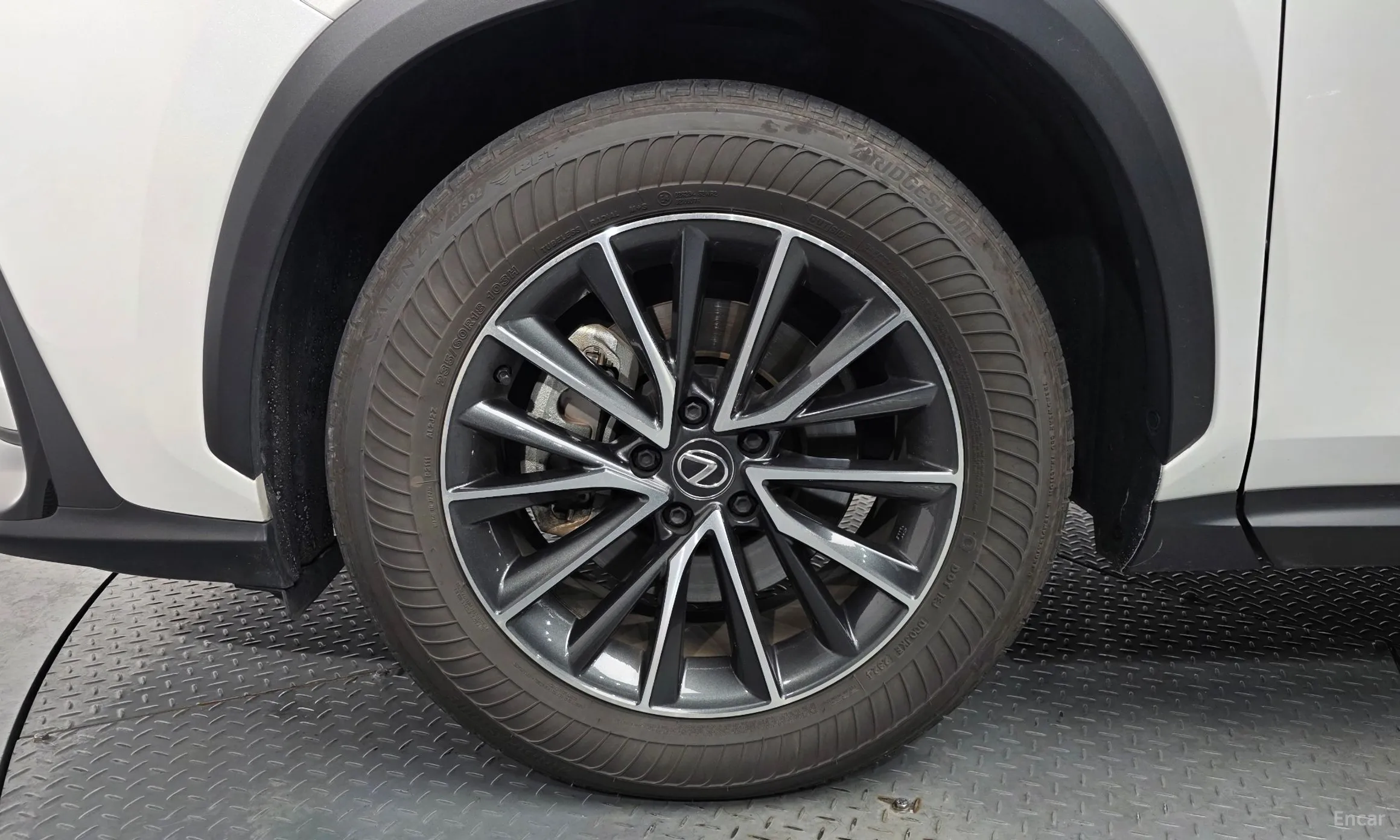 Lexus NX450h + 2nd Gen превью 5