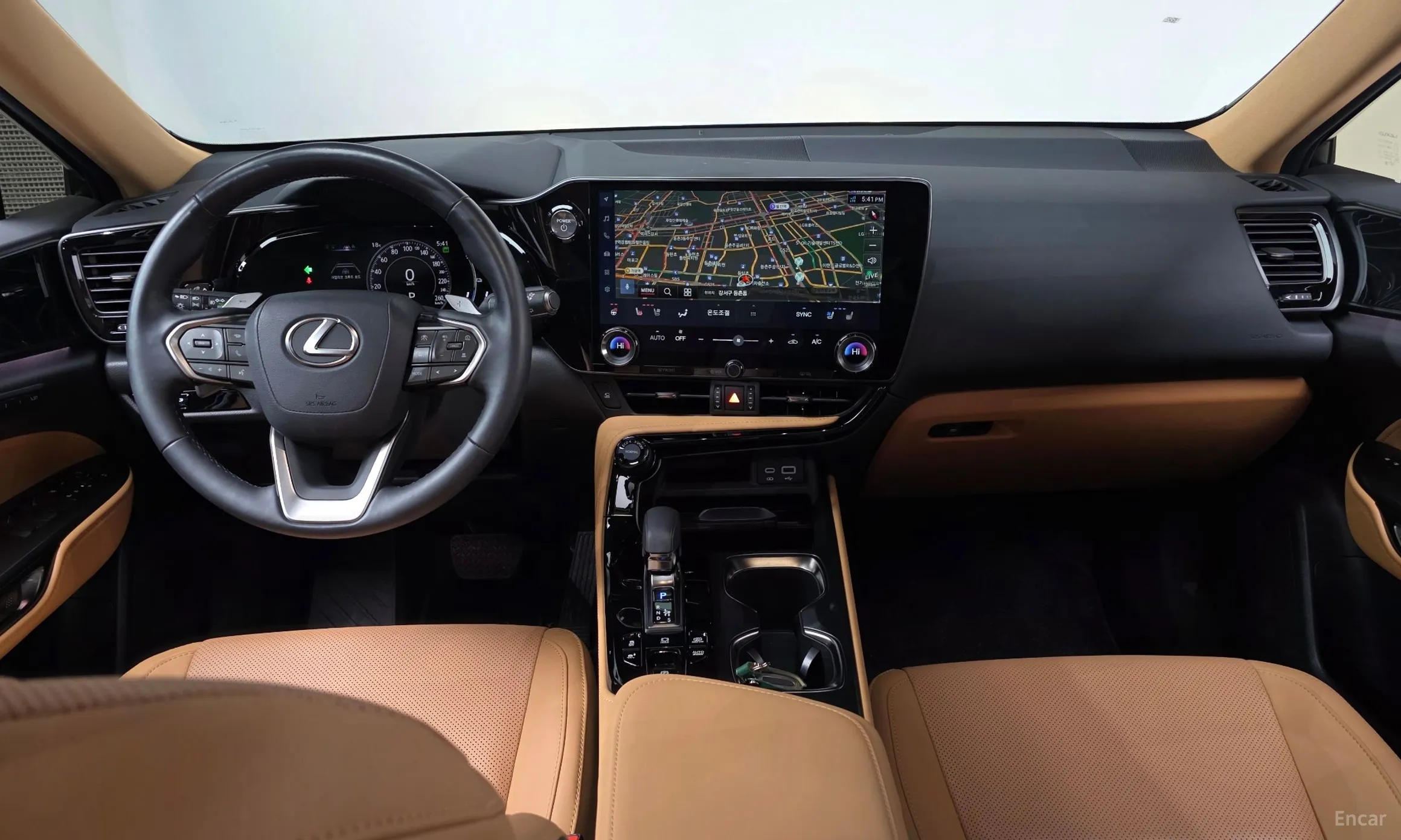Lexus NX450h + 2nd Gen превью 7