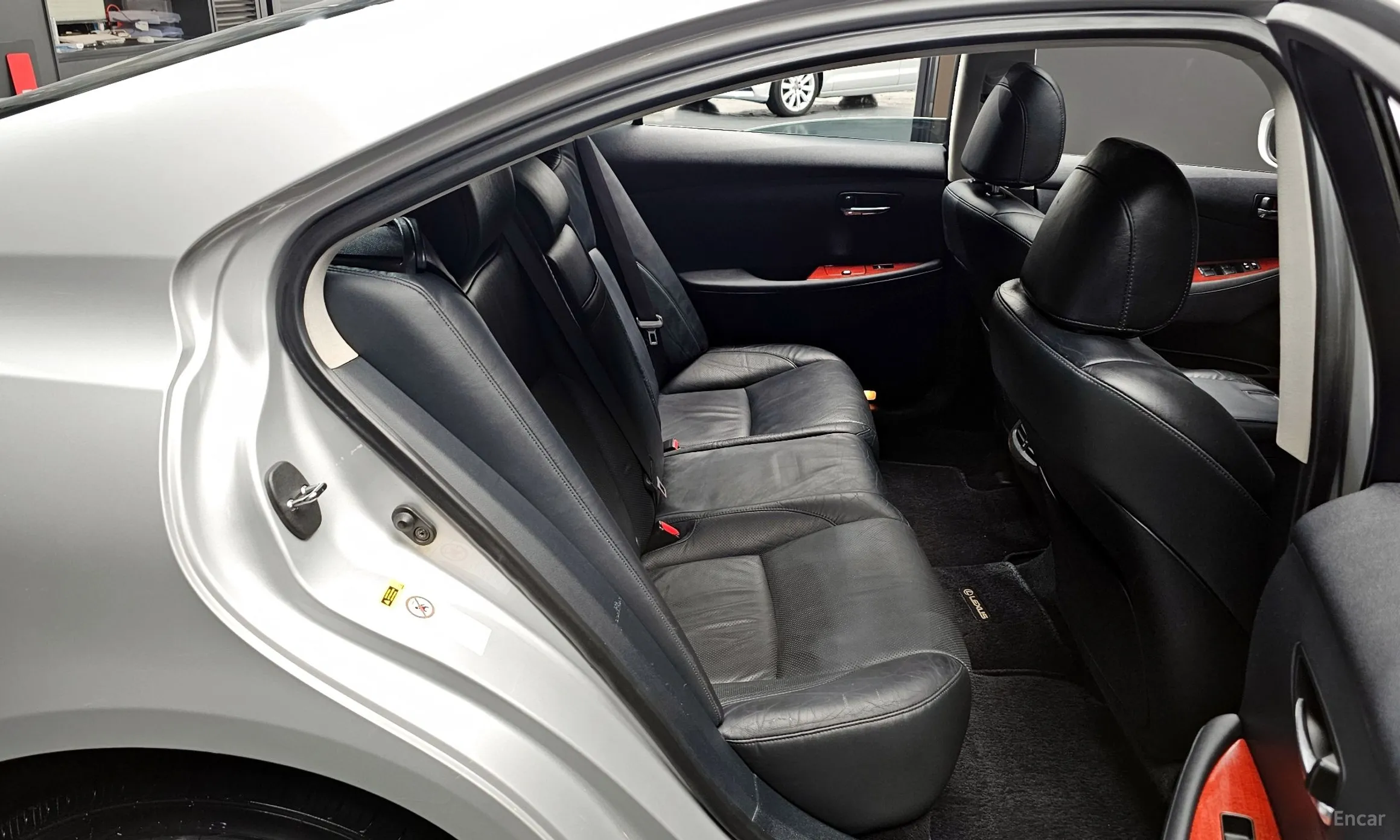 Lexus ES350 превью 11