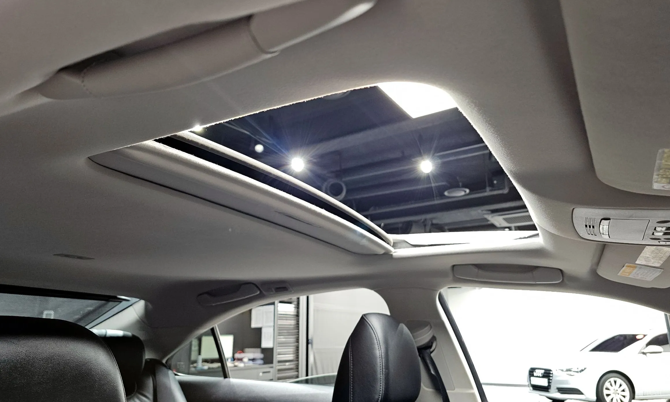 Lexus ES350 превью 19