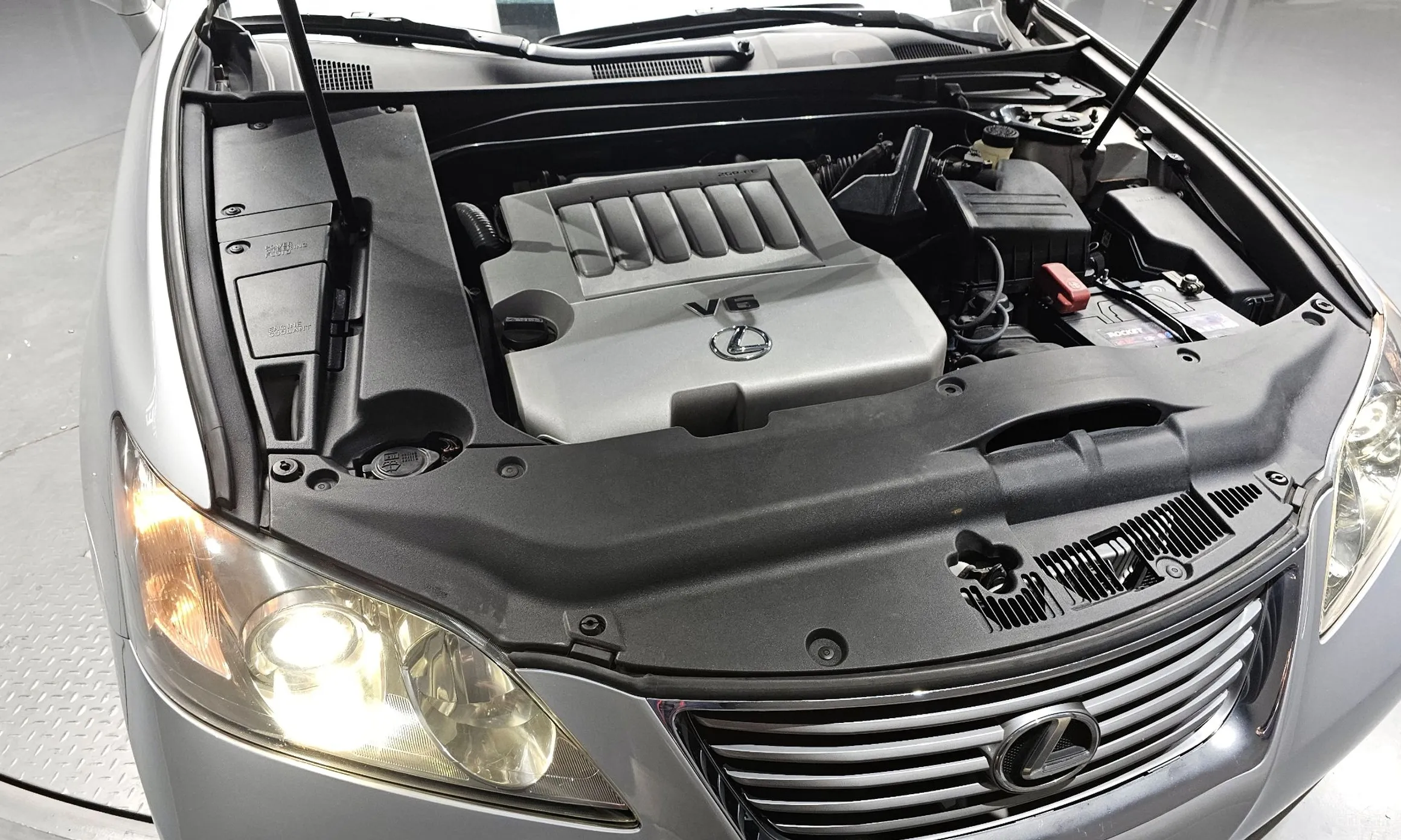 Lexus ES350 превью 6