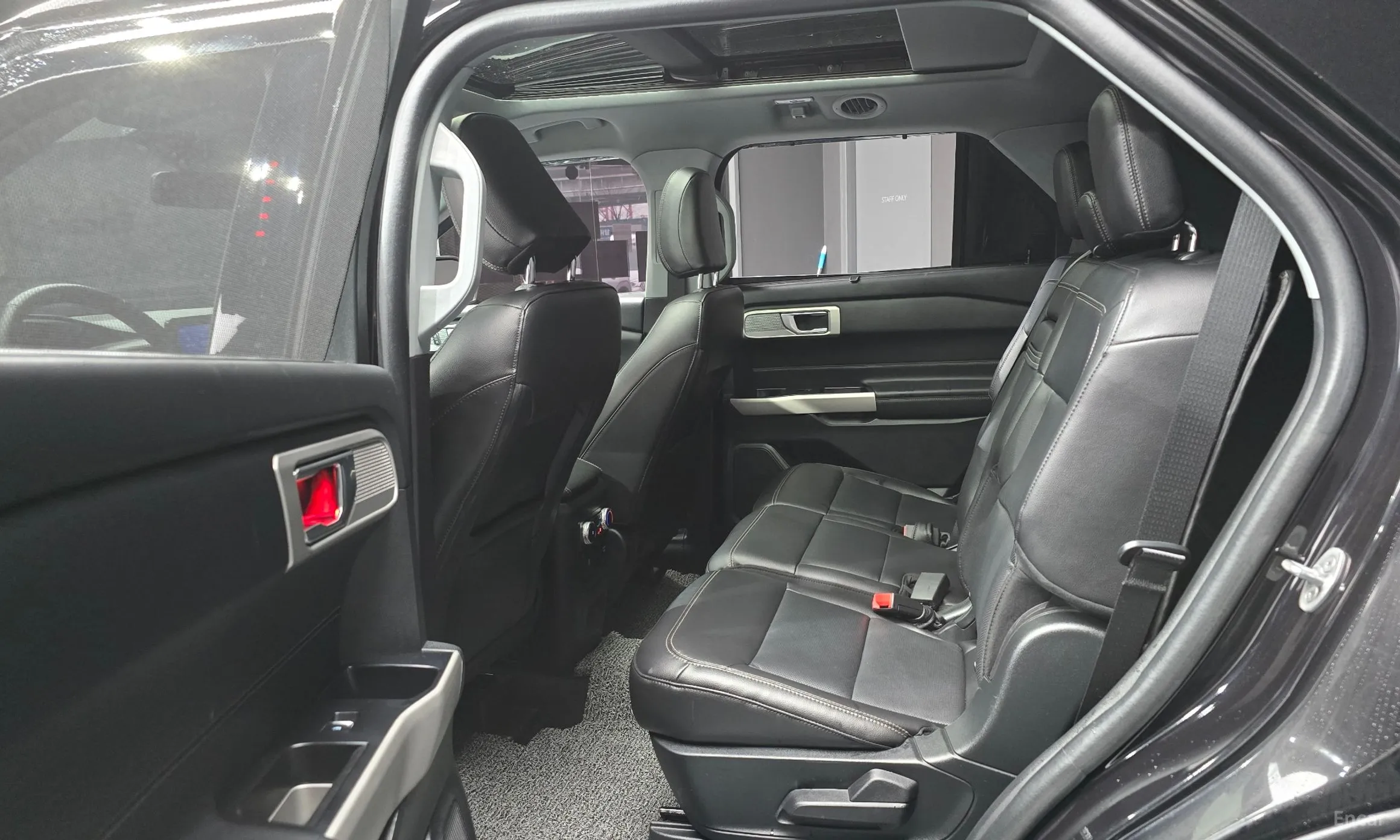 Ford Explorer 6th Generation превью 13