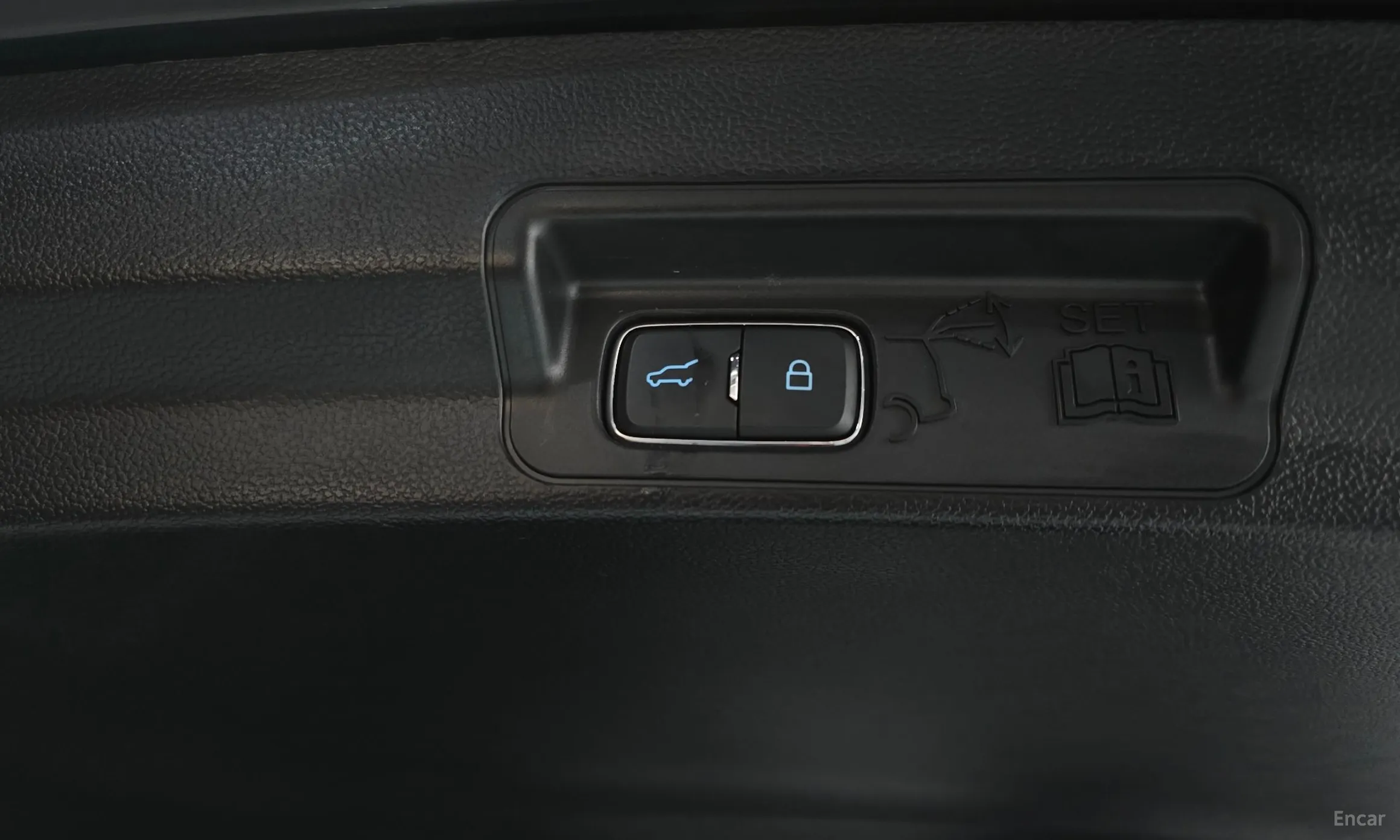 Ford Explorer 6th Generation превью 20