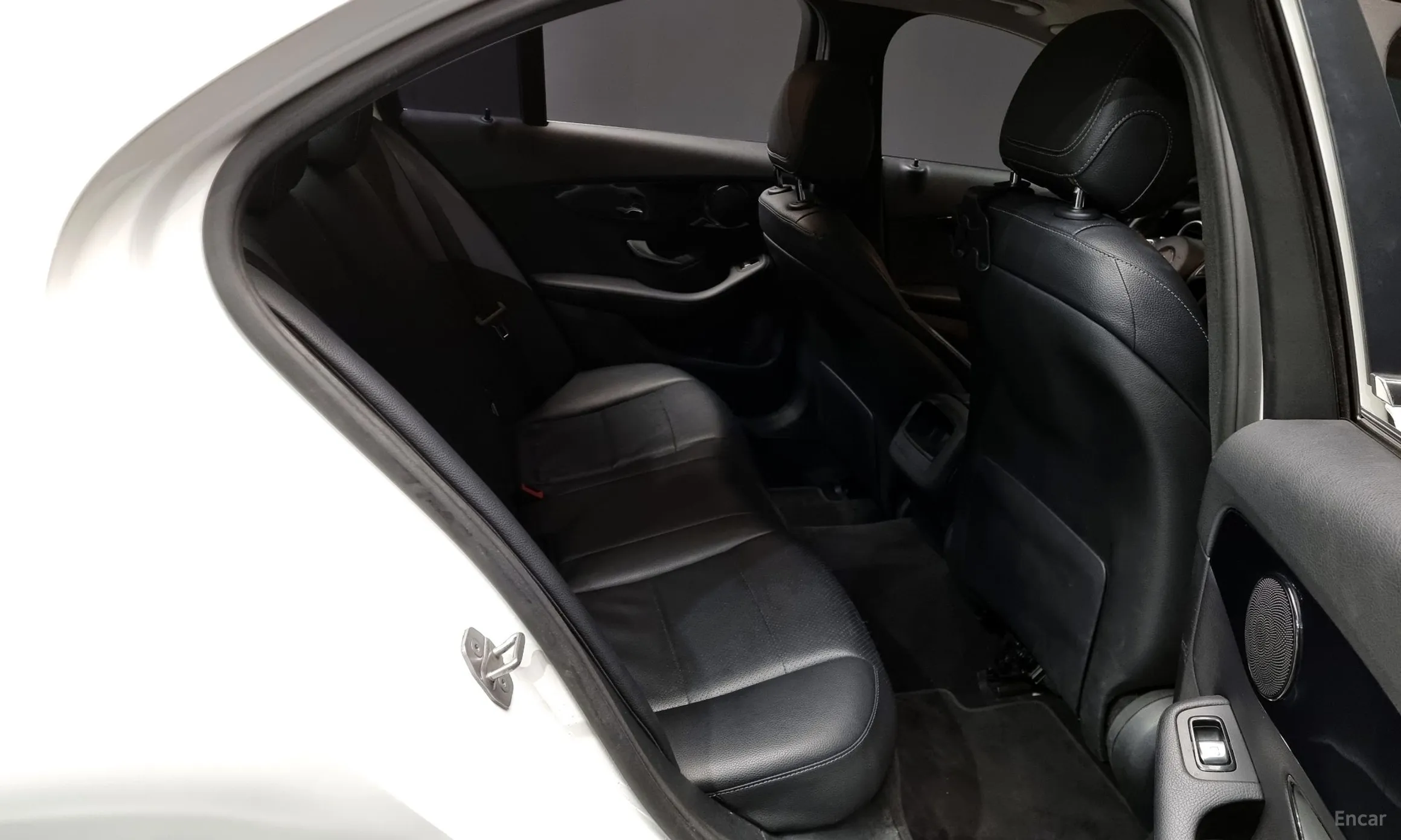 Mercedes Benz C-Class W205 превью 12
