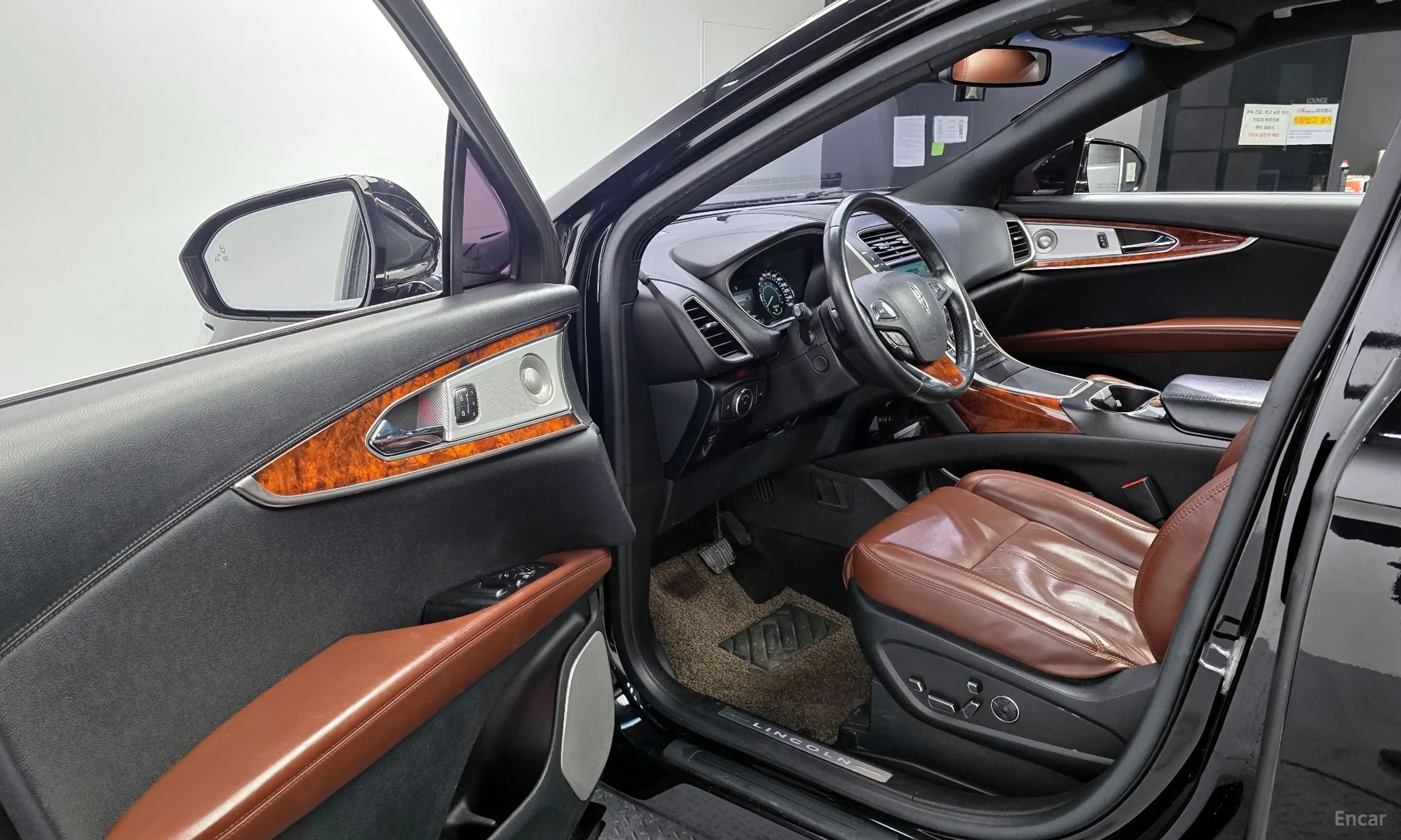 Lincoln MKX 2nd Generation превью 10