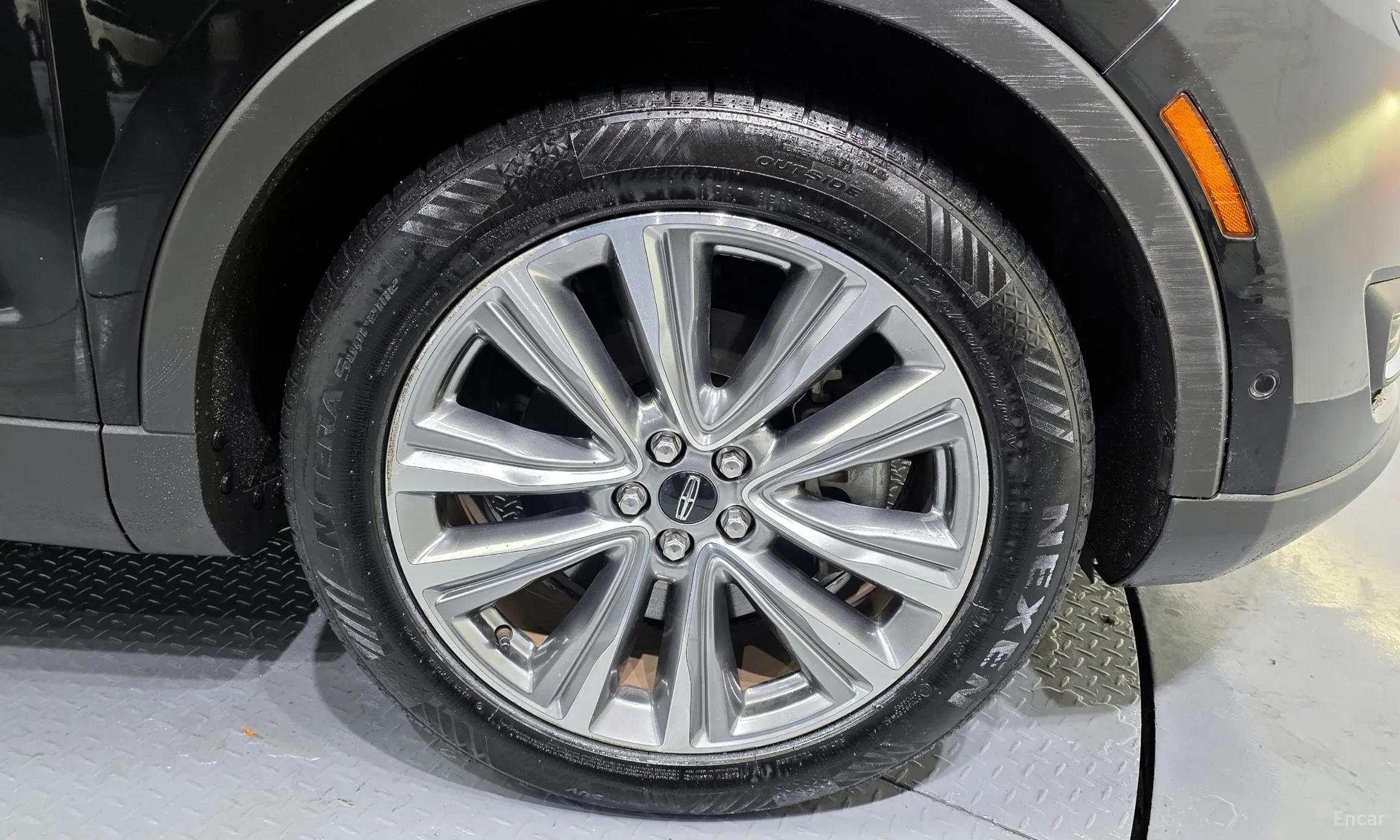 Lincoln MKX 2nd Generation превью 5