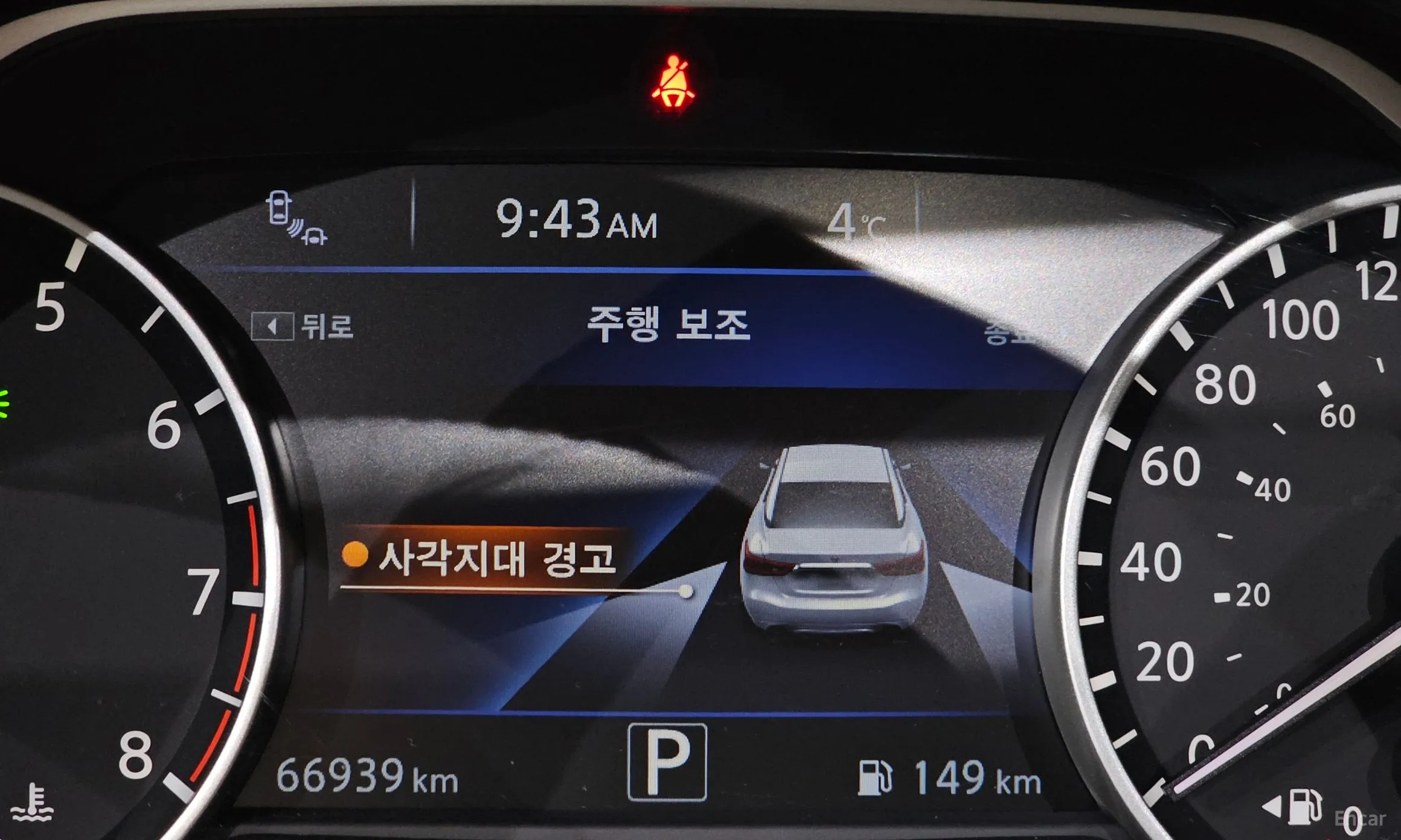 Nissan Maxima (A36) превью 16