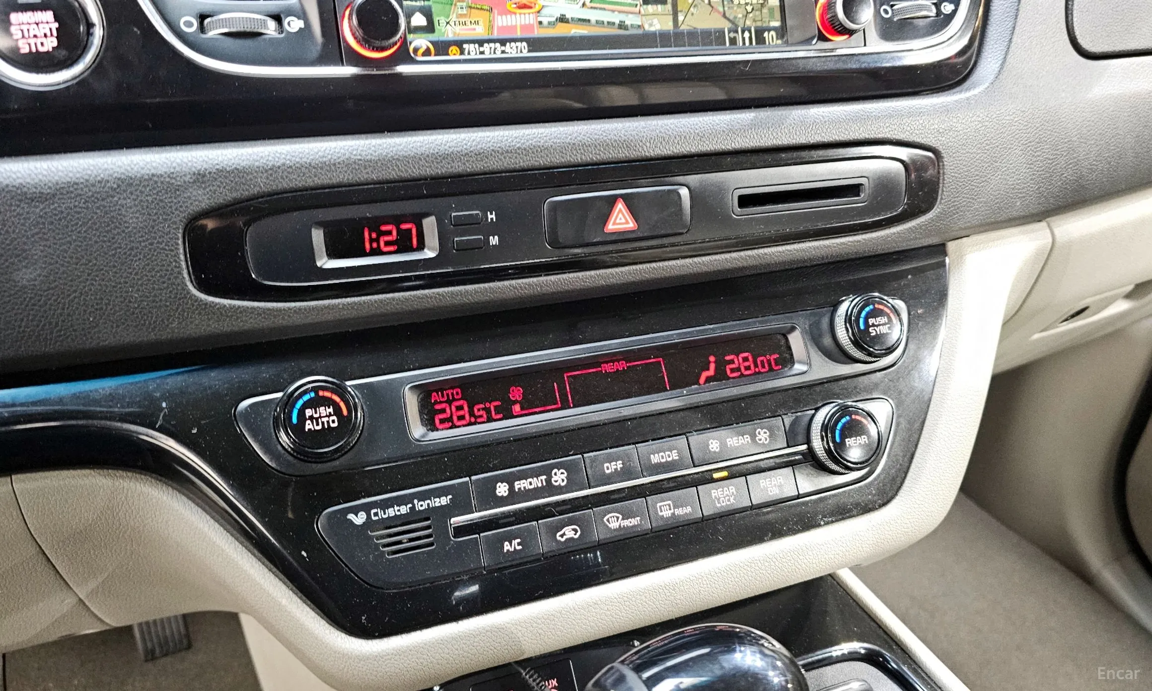 Kia Carnival превью 15