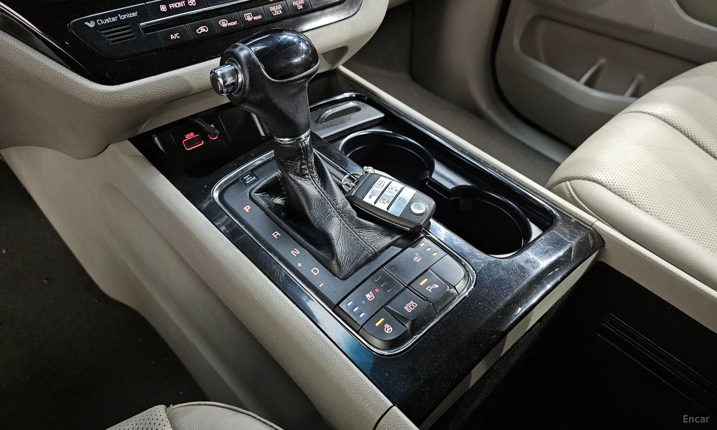 Kia Carnival превью 9