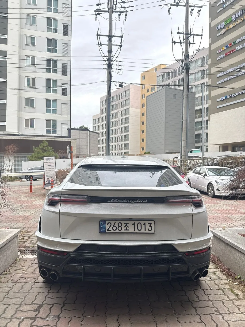 Lamborghini Urus превью 4