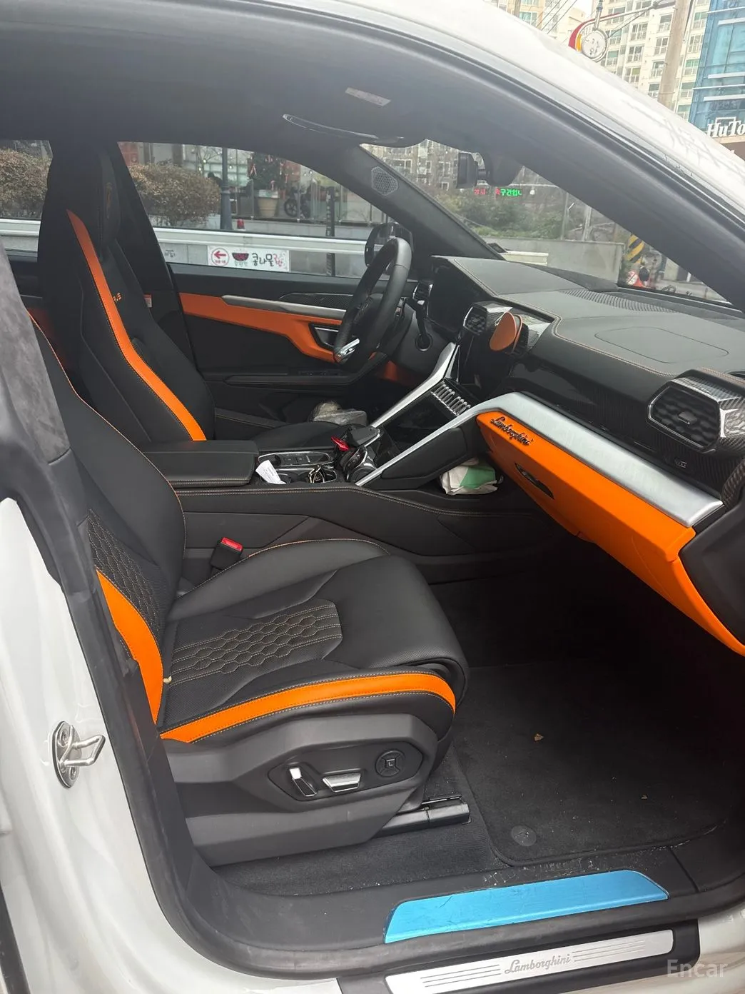 Lamborghini Urus превью 6