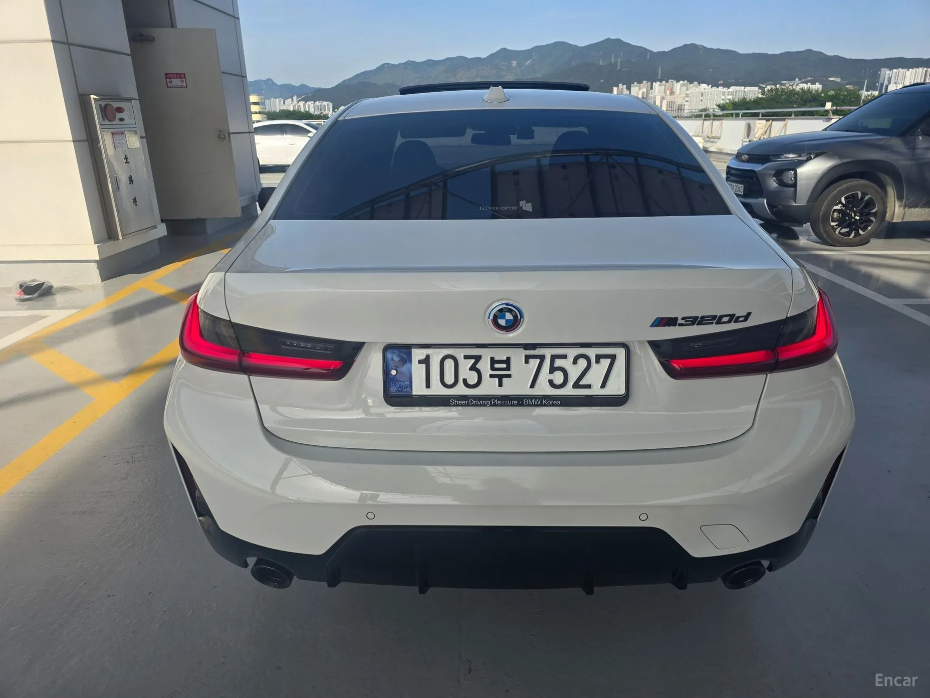 BMW 3 Series (G20) превью 4