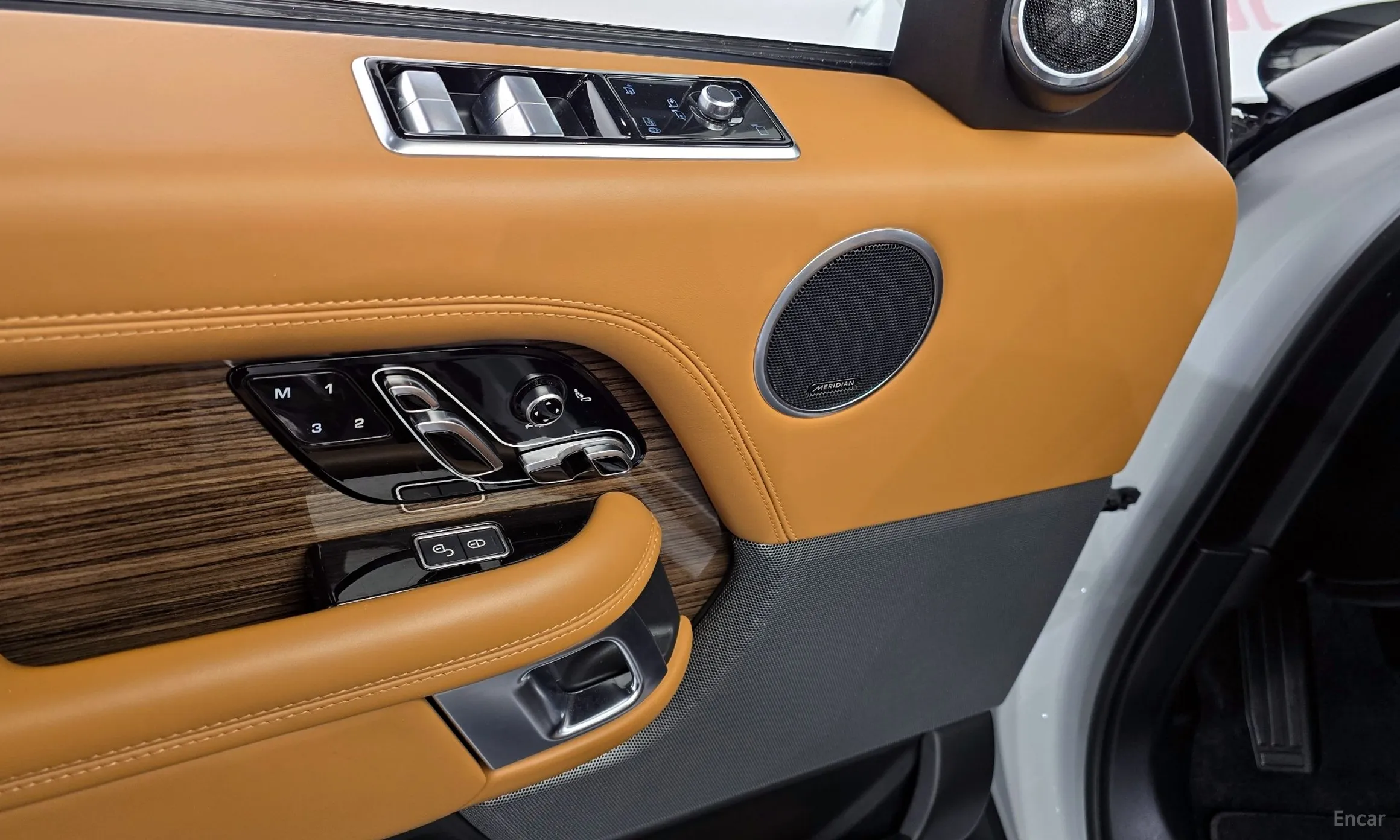 Land Rover Range Rover 4th Generation превью 14