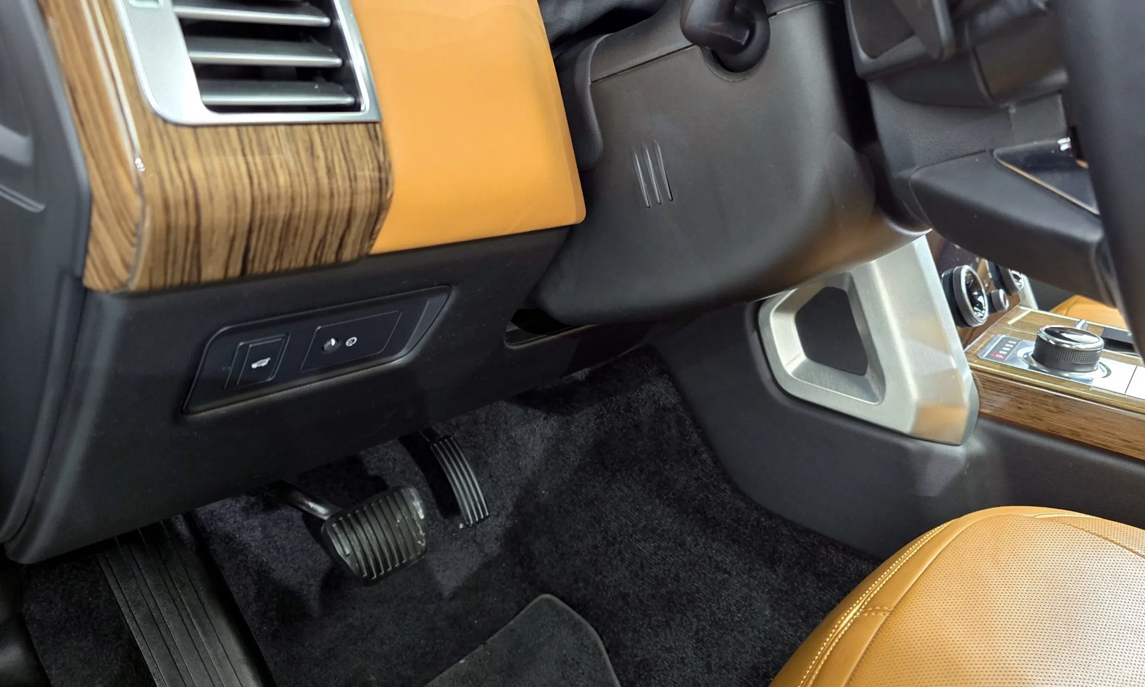 Land Rover Range Rover 4th Generation превью 15