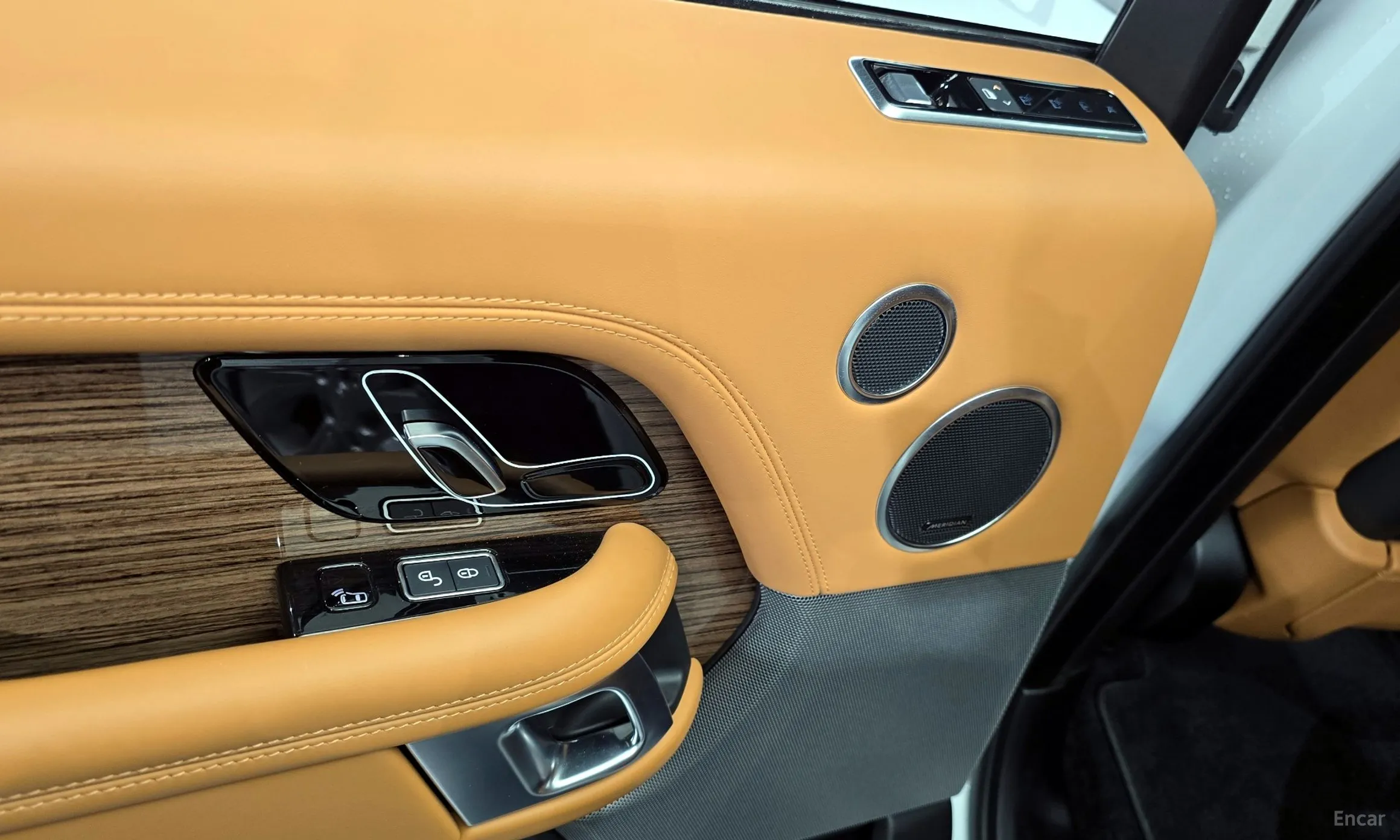 Land Rover Range Rover 4th Generation превью 18