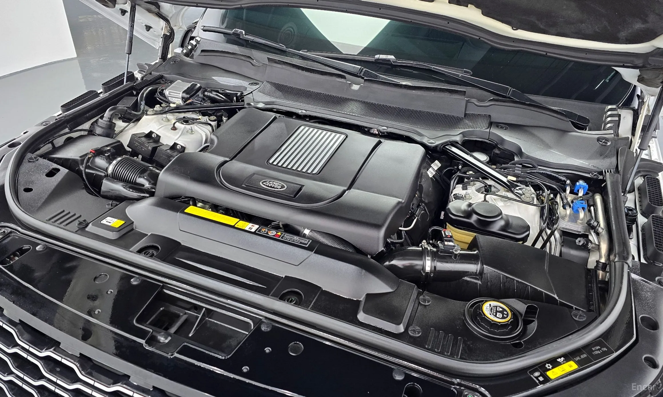 Land Rover Range Rover 4th Generation превью 6