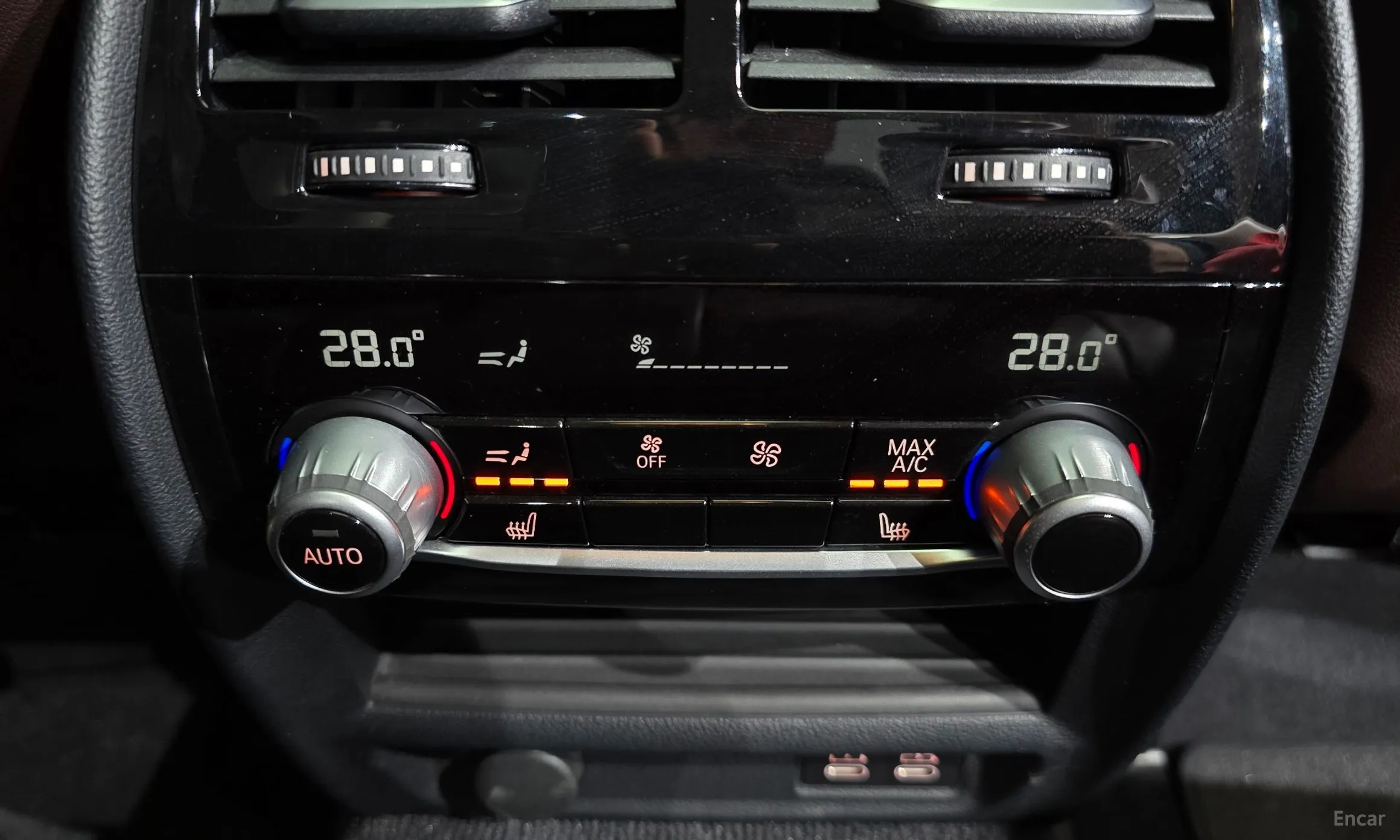 BMW 5 Series (G30) превью 18