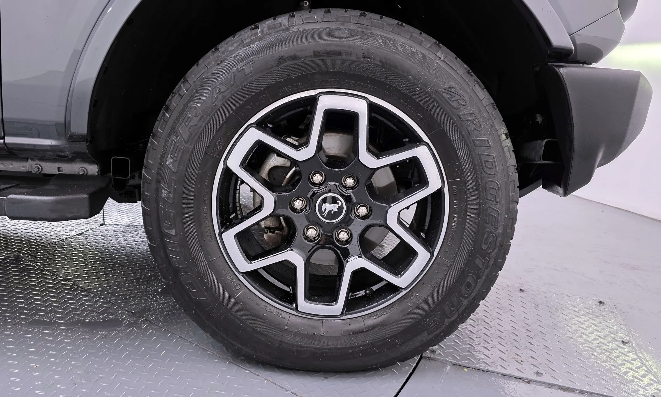 Ford Bronco 6th Generation превью 5