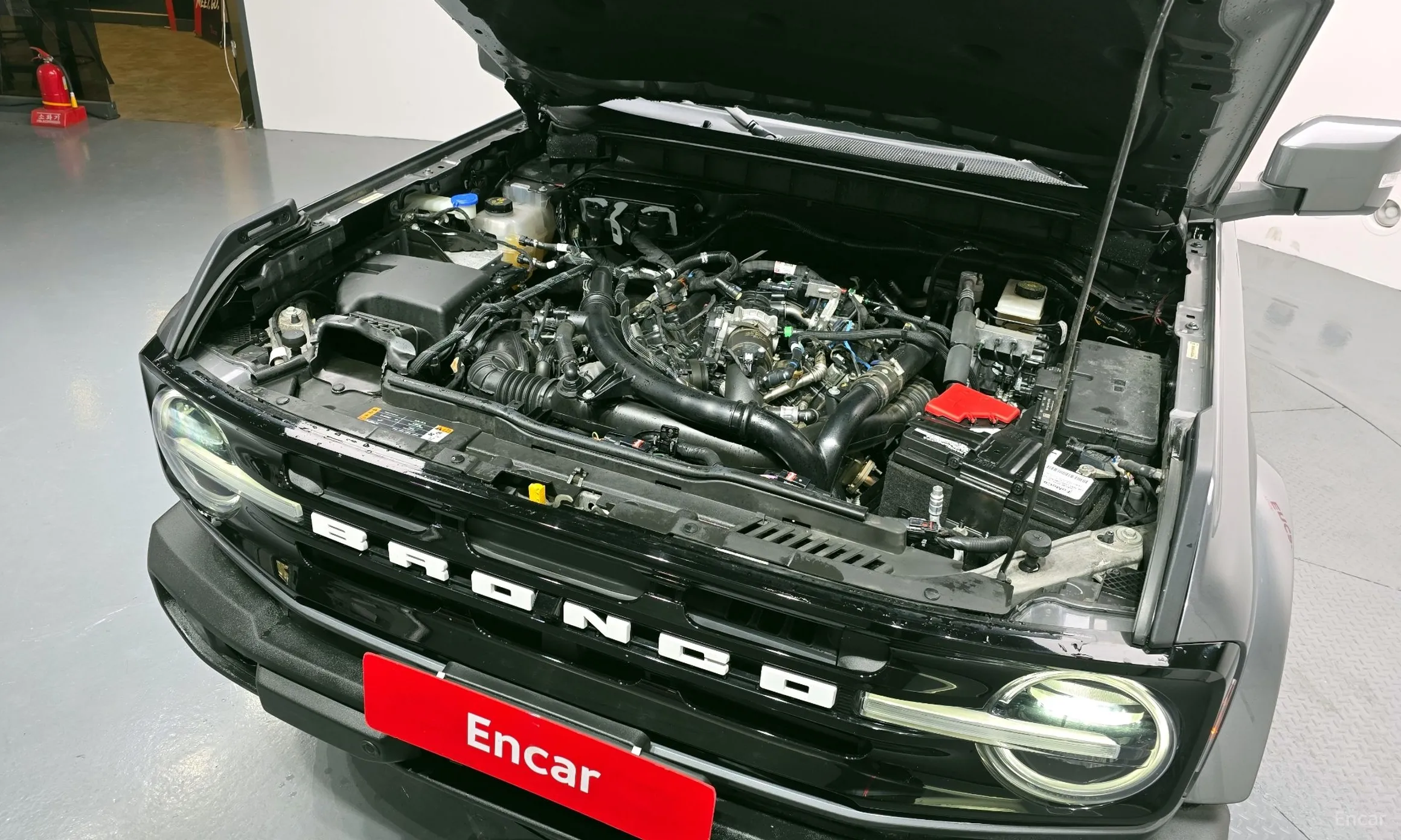 Ford Bronco 6th Generation превью 6