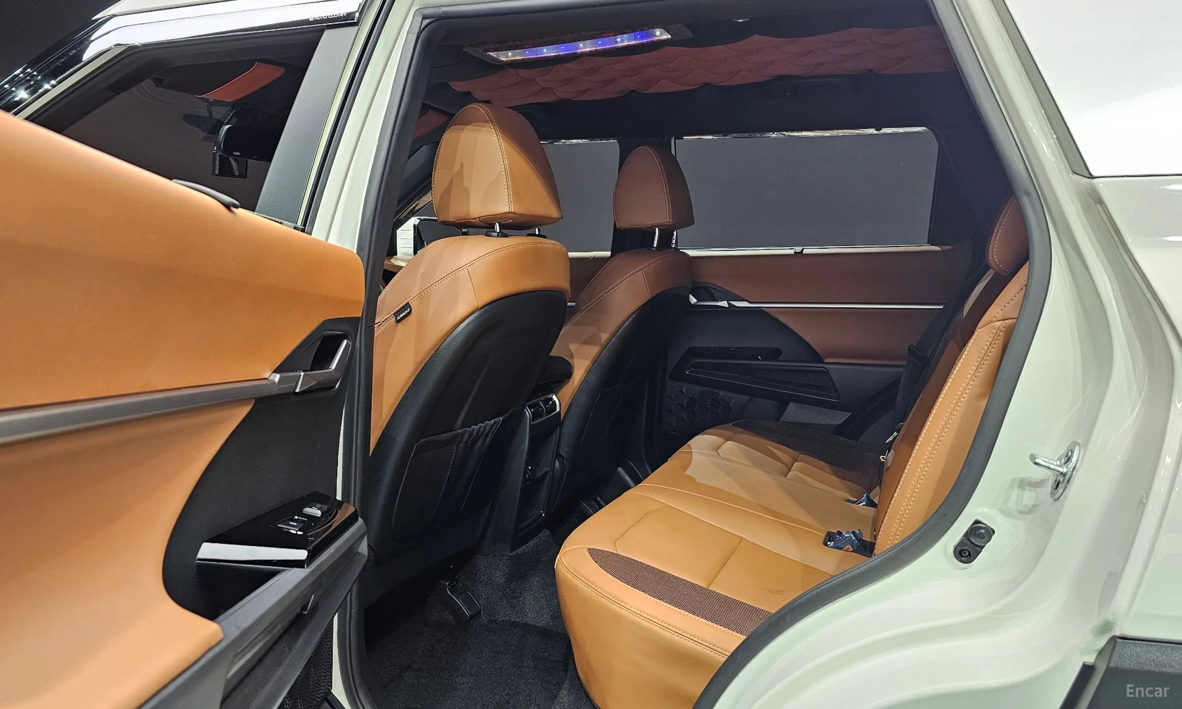 KG Mobility (SsangYong) Torres превью 12