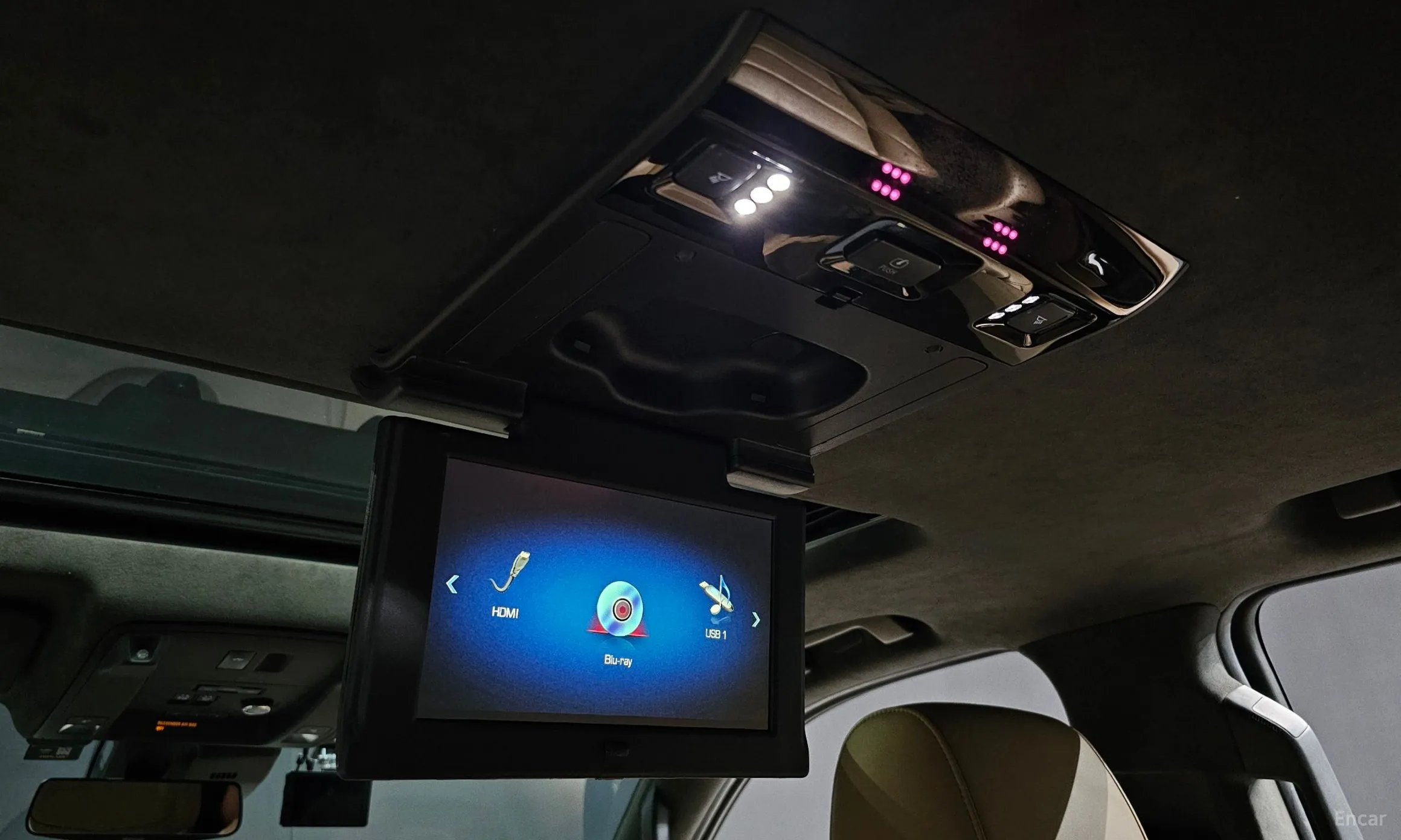 Cadillac Escalade превью 18