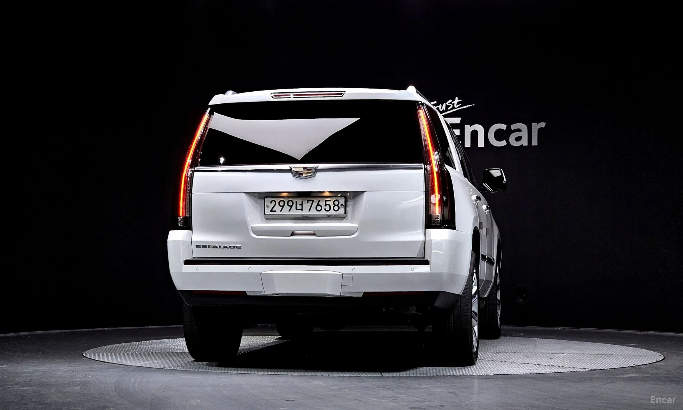 Cadillac Escalade превью 4