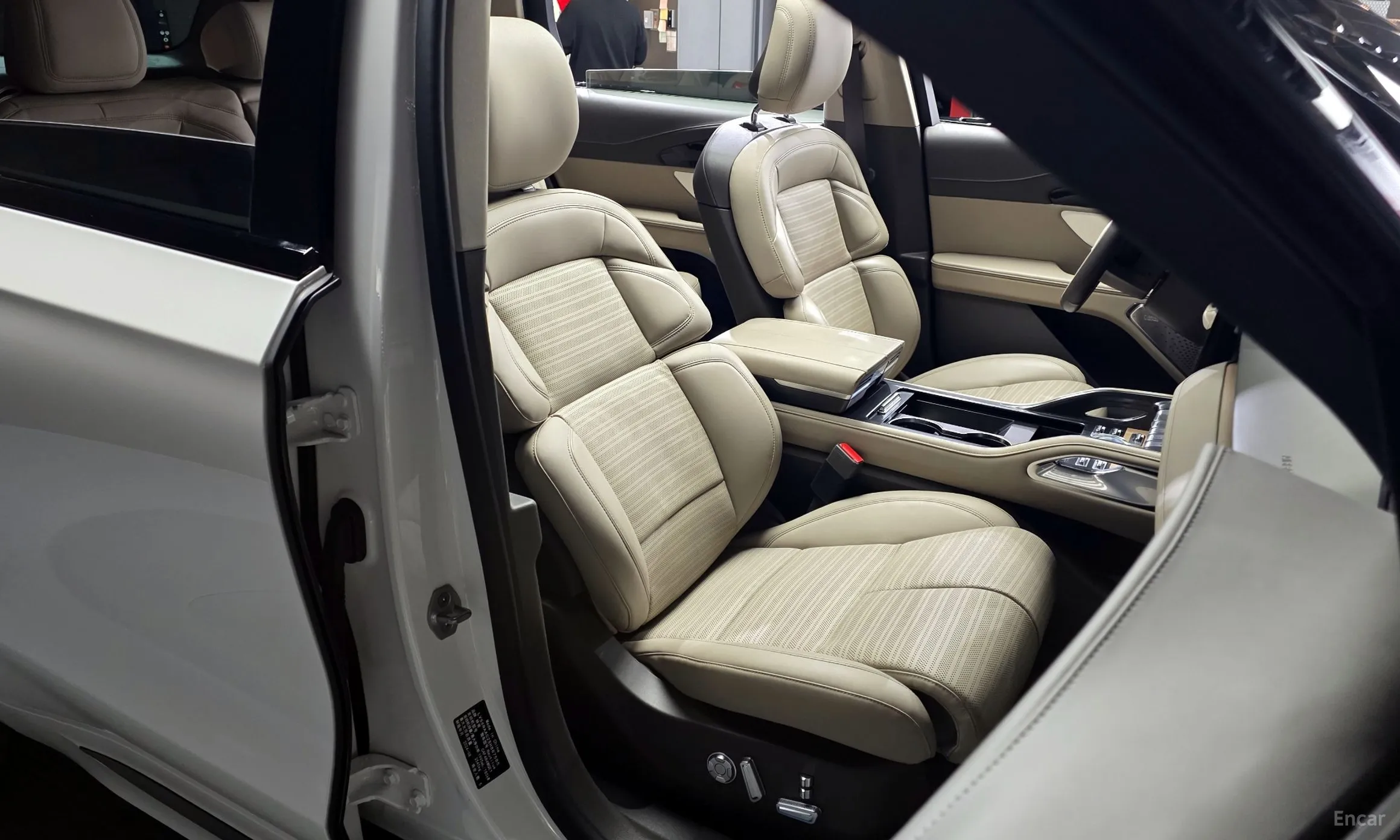 Lincoln Nautilus Gen 2 превью 12