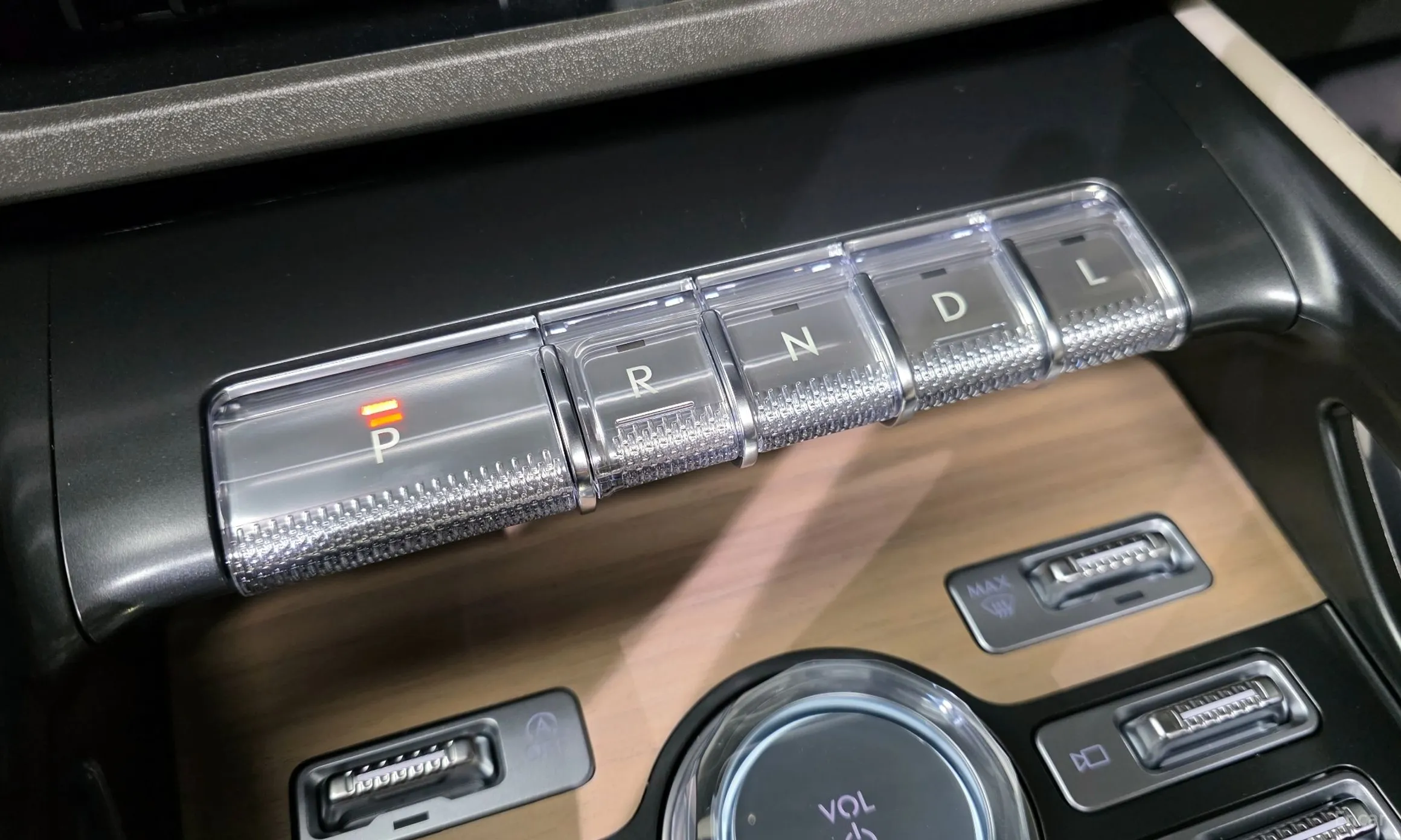 Lincoln Nautilus Gen 2 превью 9
