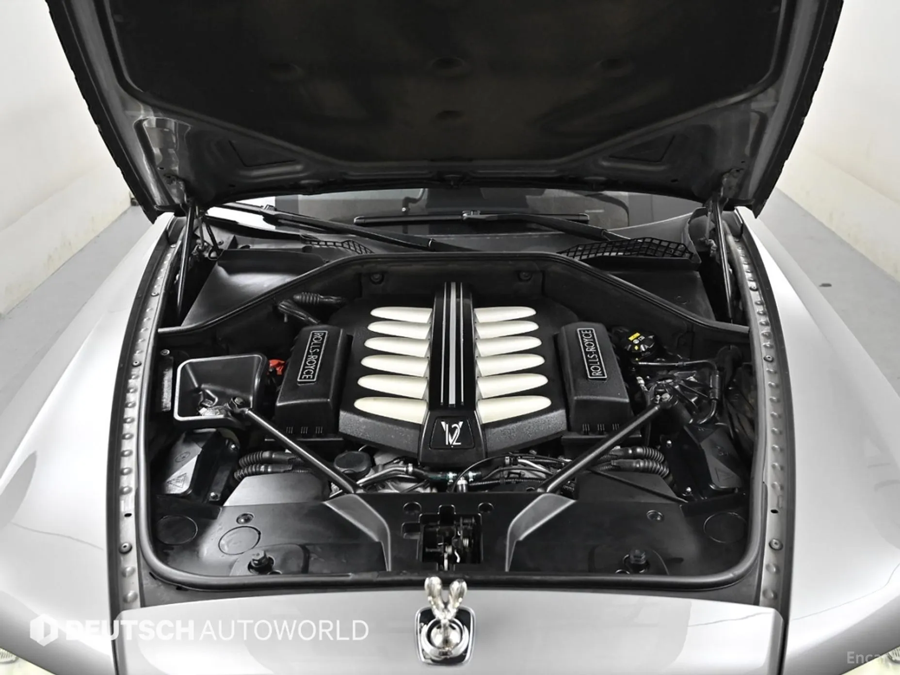 Rolls-Royce Ghost превью 6
