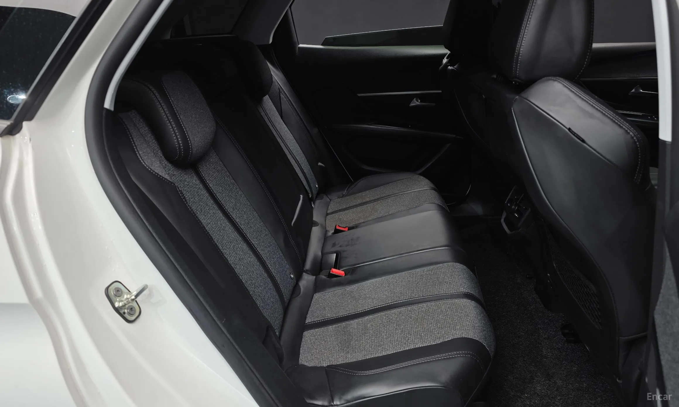 Peugeot 3008 2nd generation превью 12