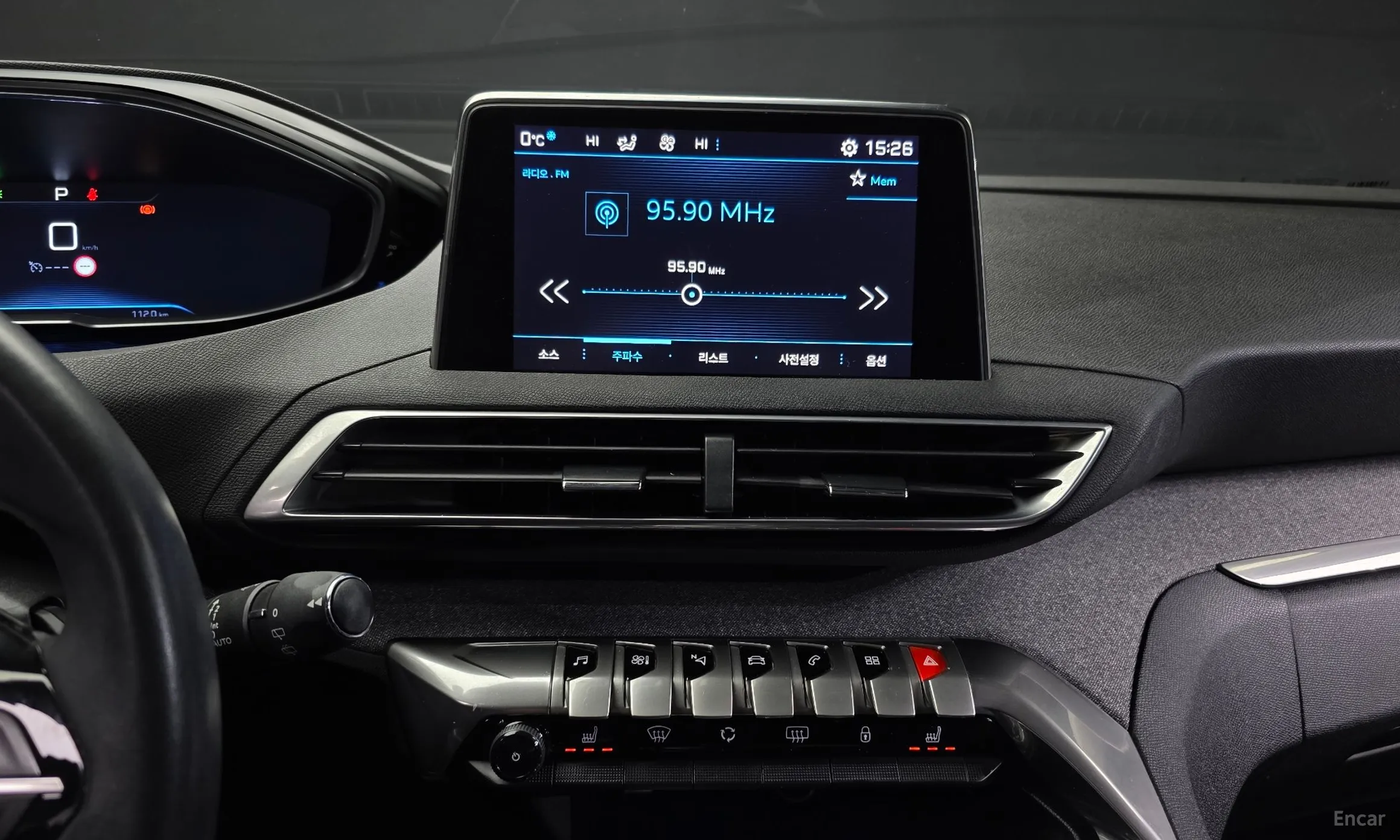 Peugeot 3008 2nd generation превью 14
