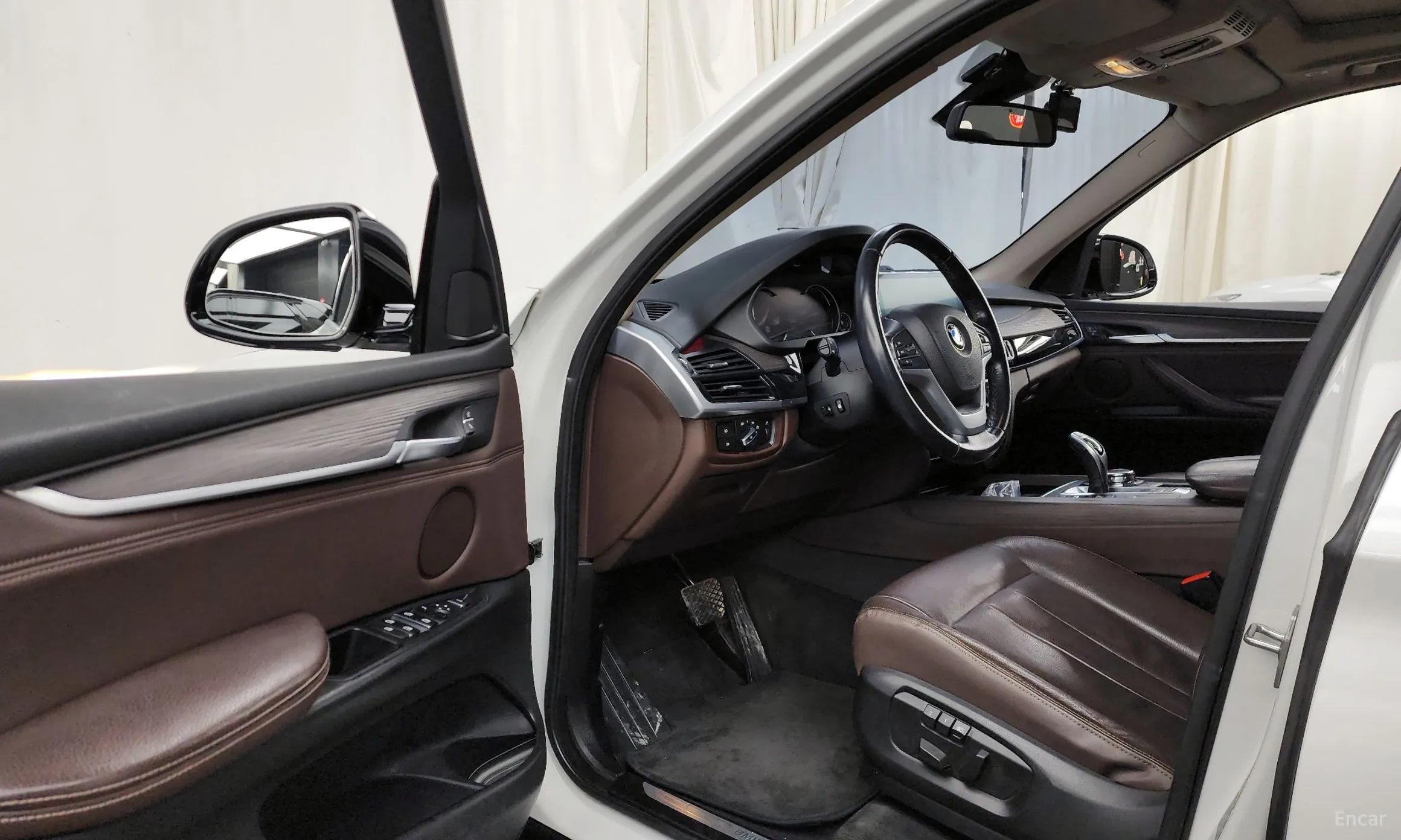 BMW X5 (F15) превью 10