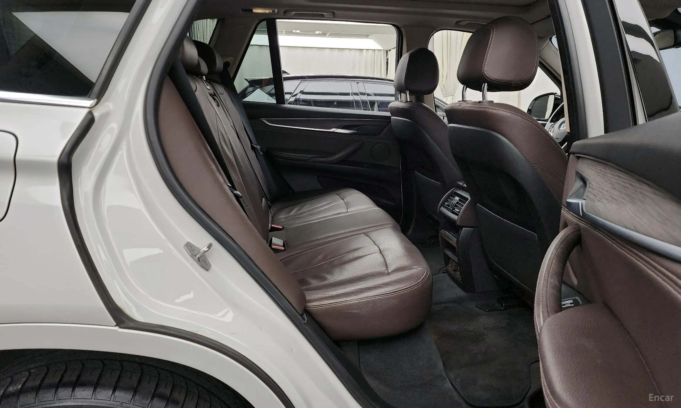 BMW X5 (F15) превью 12