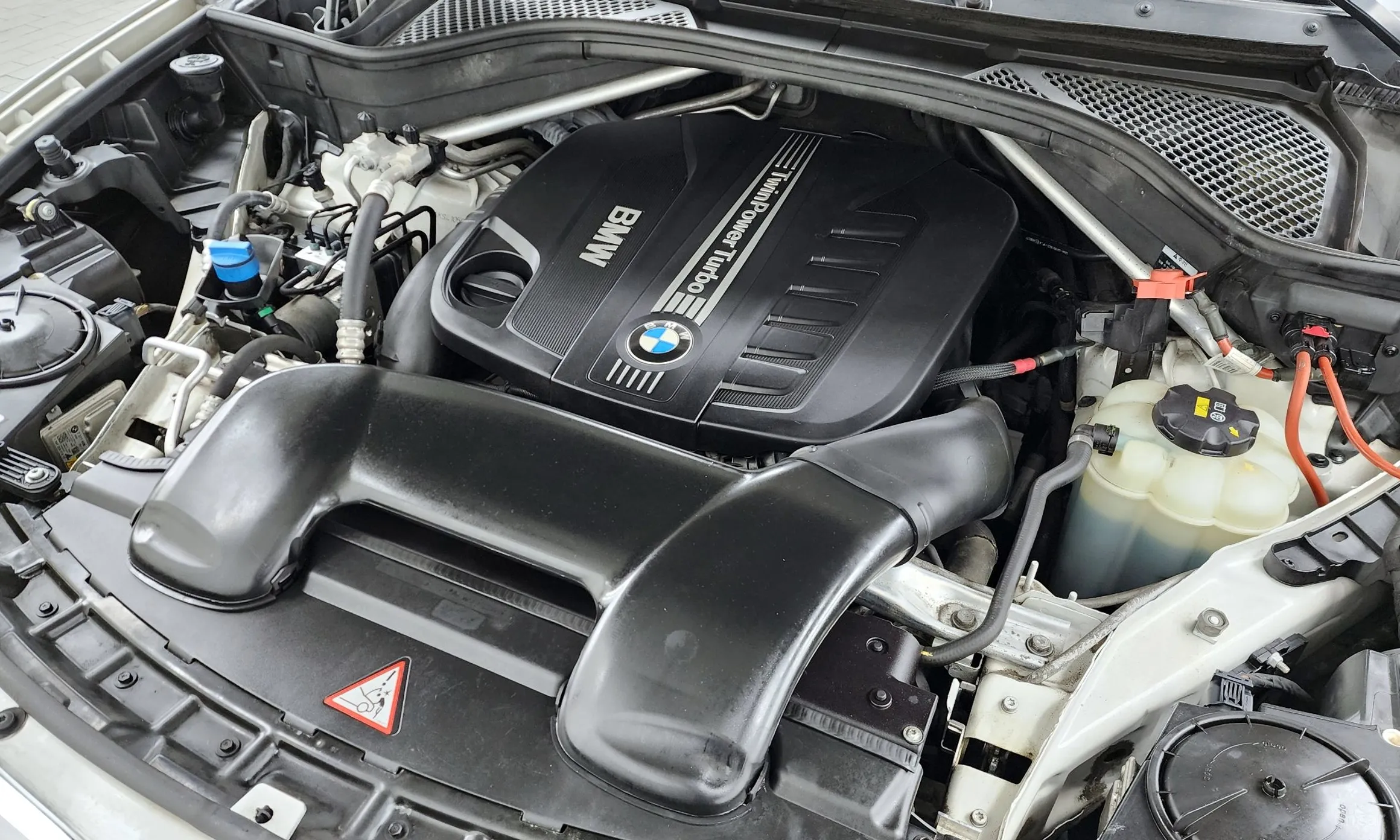 BMW X5 (F15) превью 6