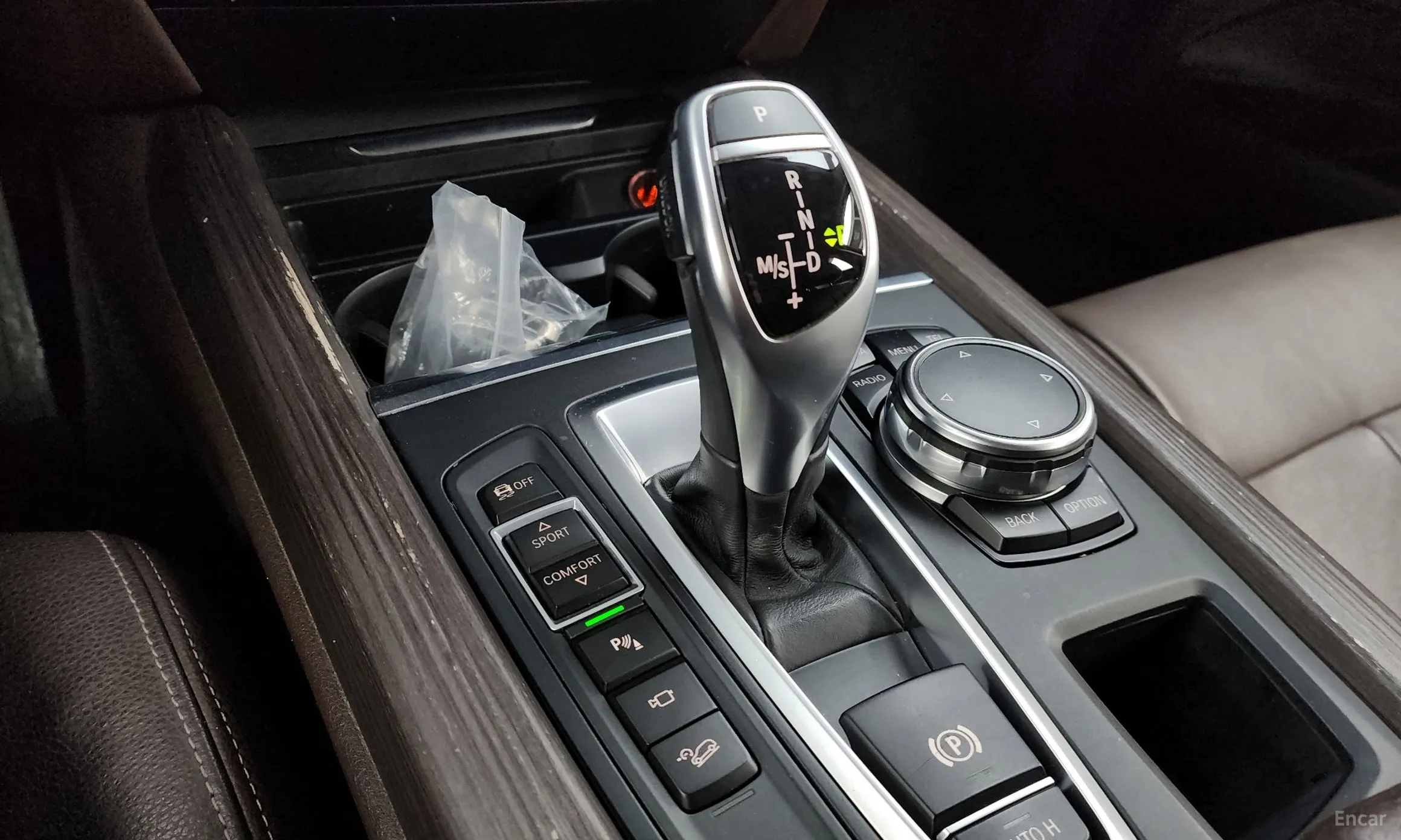 BMW X5 (F15) превью 9