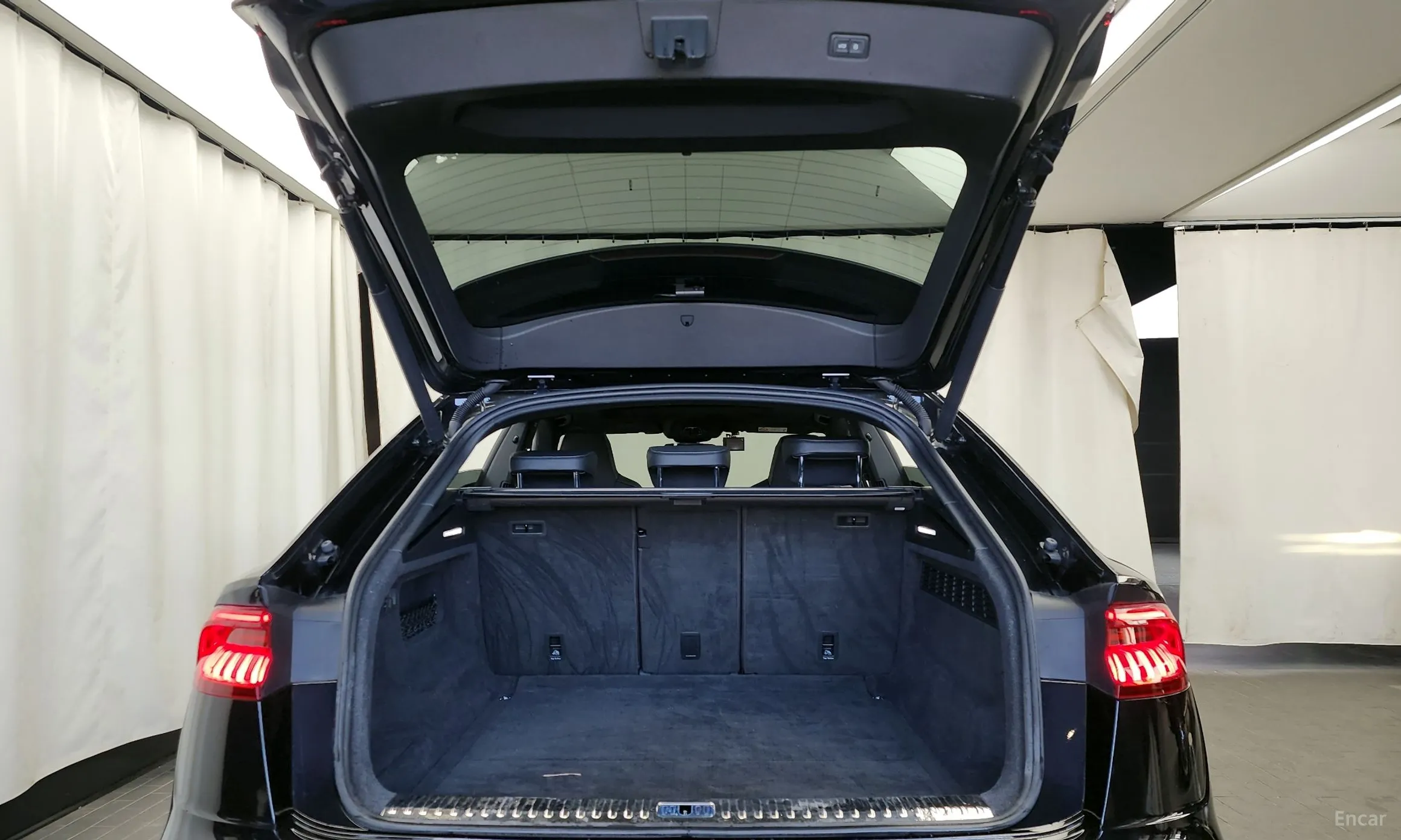 Audi Q8 (4M) превью 20