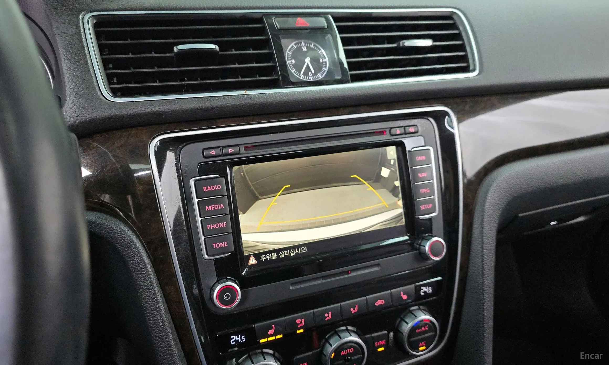 Volkswagen The New Passat превью 15