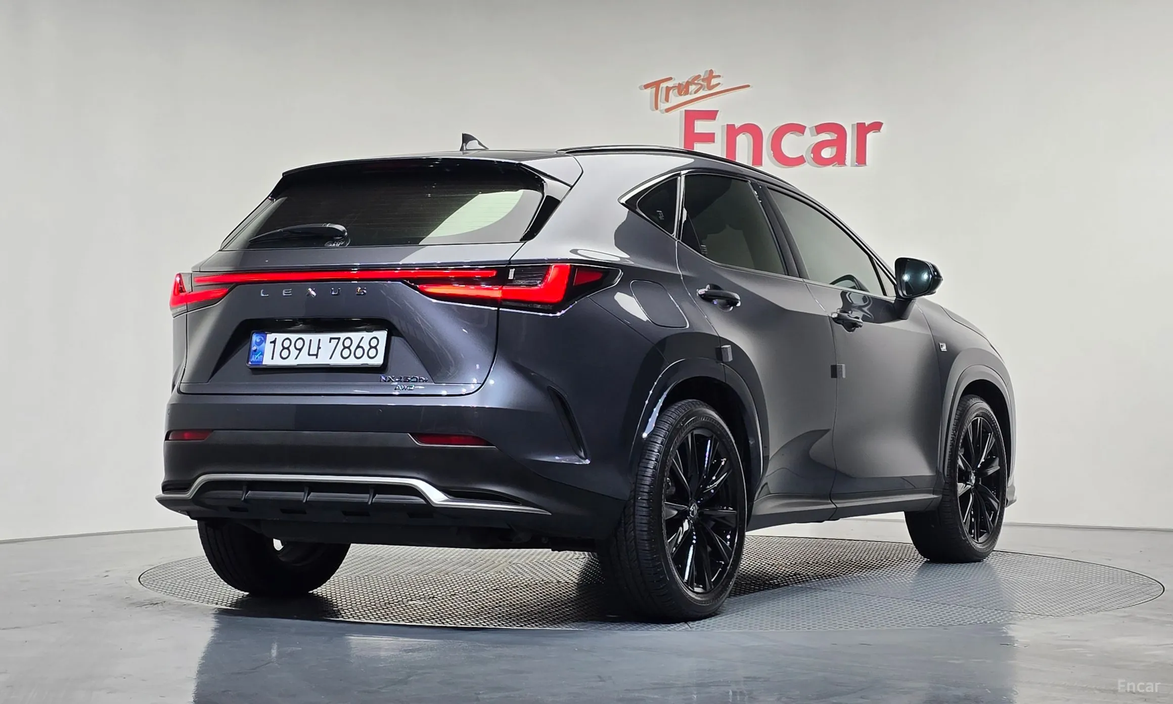 Lexus NX450h + 2nd Gen