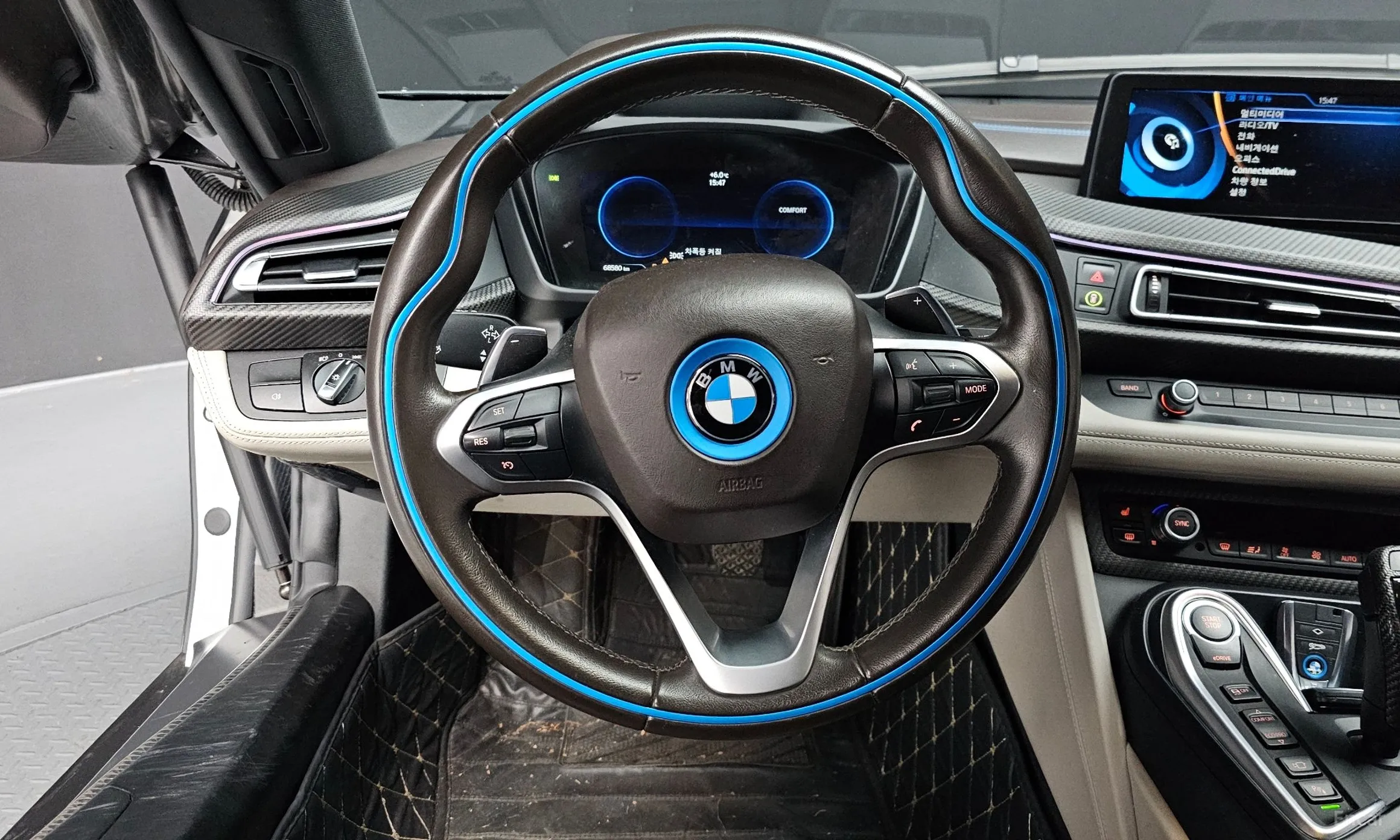 BMW i8 превью 13