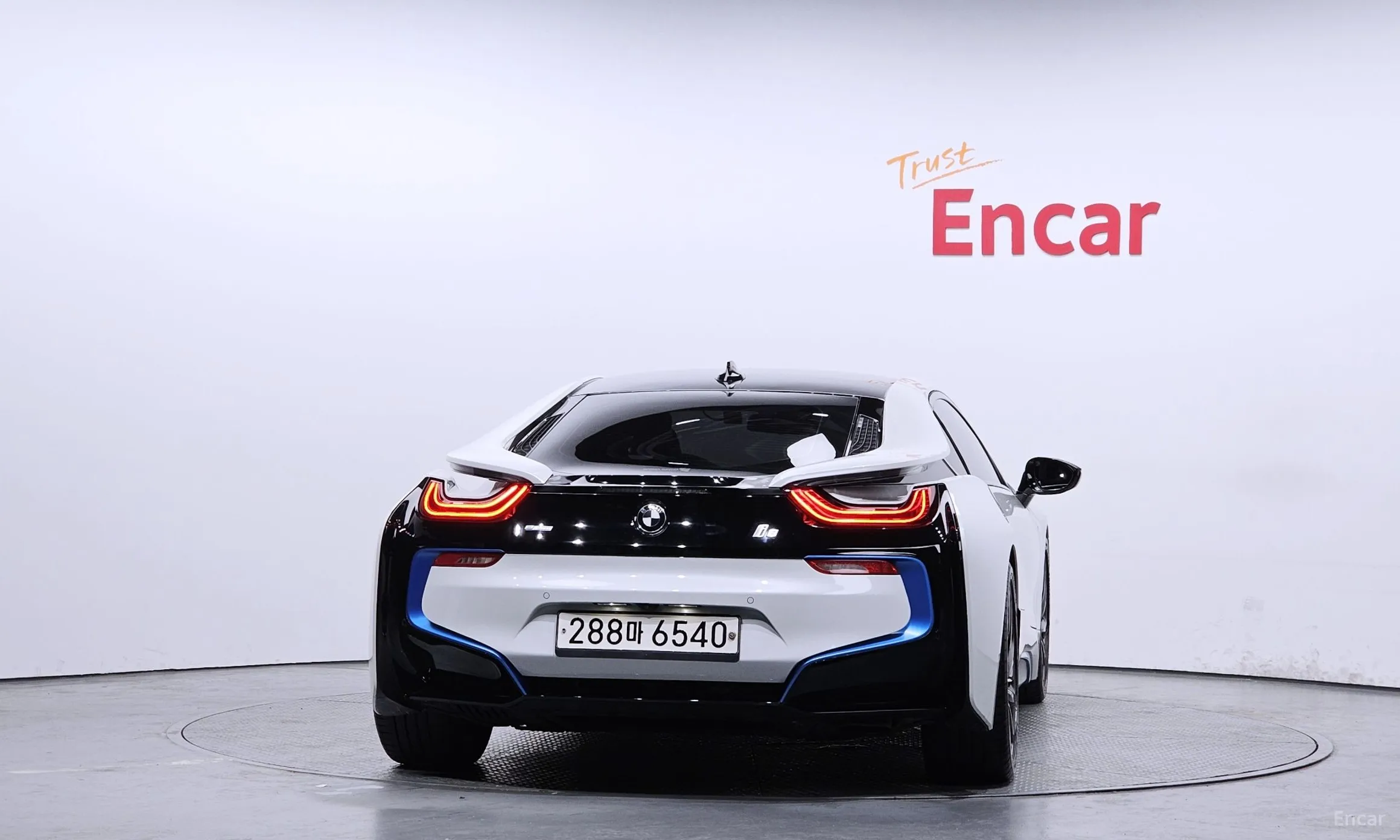 BMW i8 превью 4