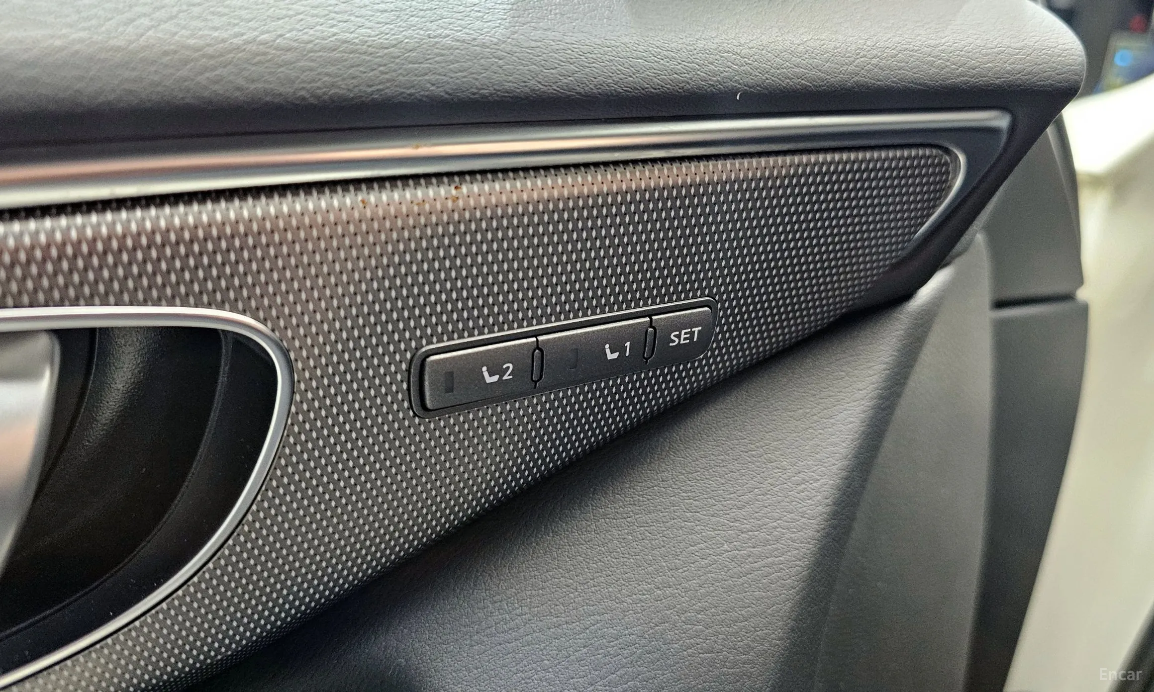 Infiniti Q50 превью 17