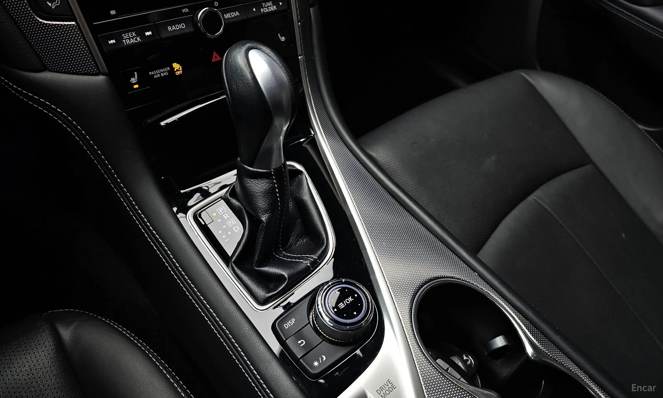 Infiniti Q50 превью 9