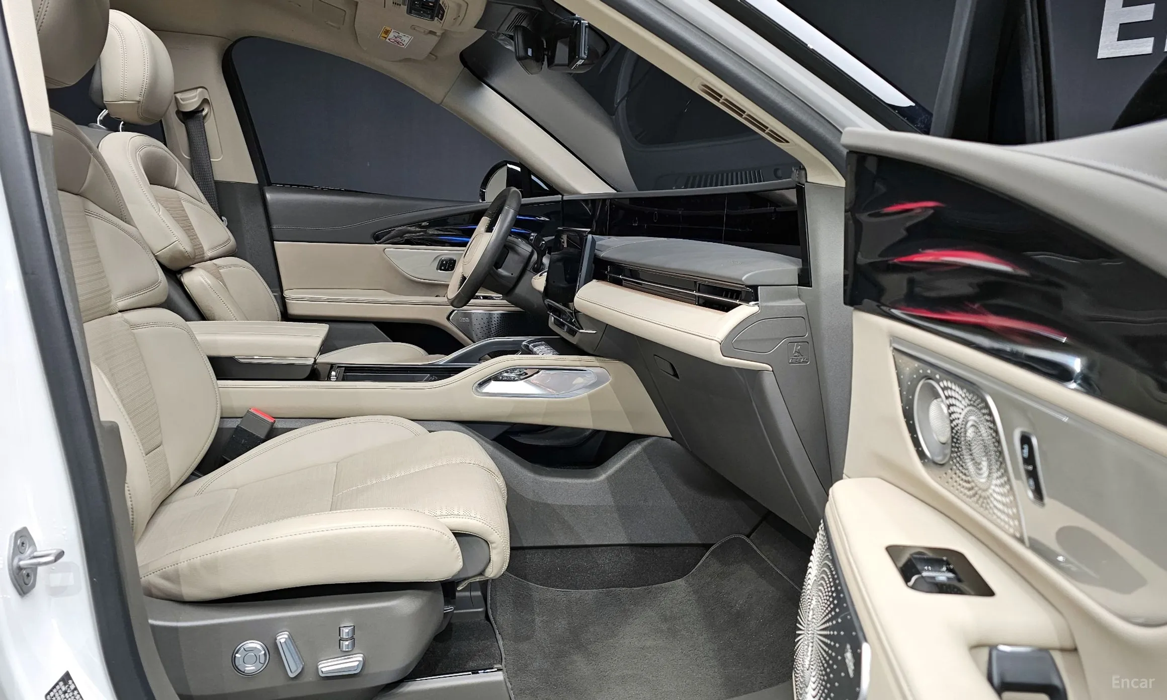 Lincoln Nautilus Gen 2 превью 10